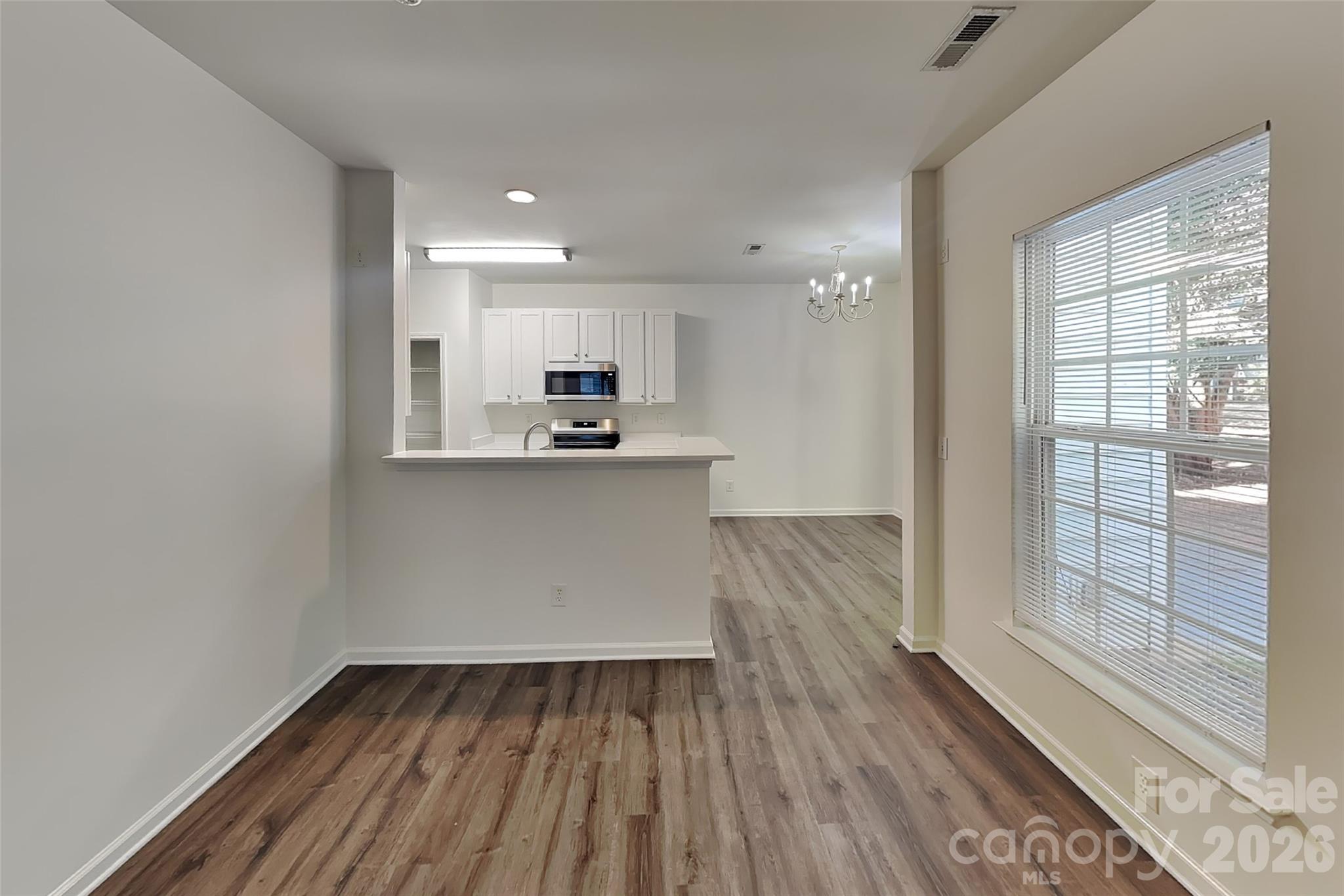 6523 Avonlea Court Property Photo 2