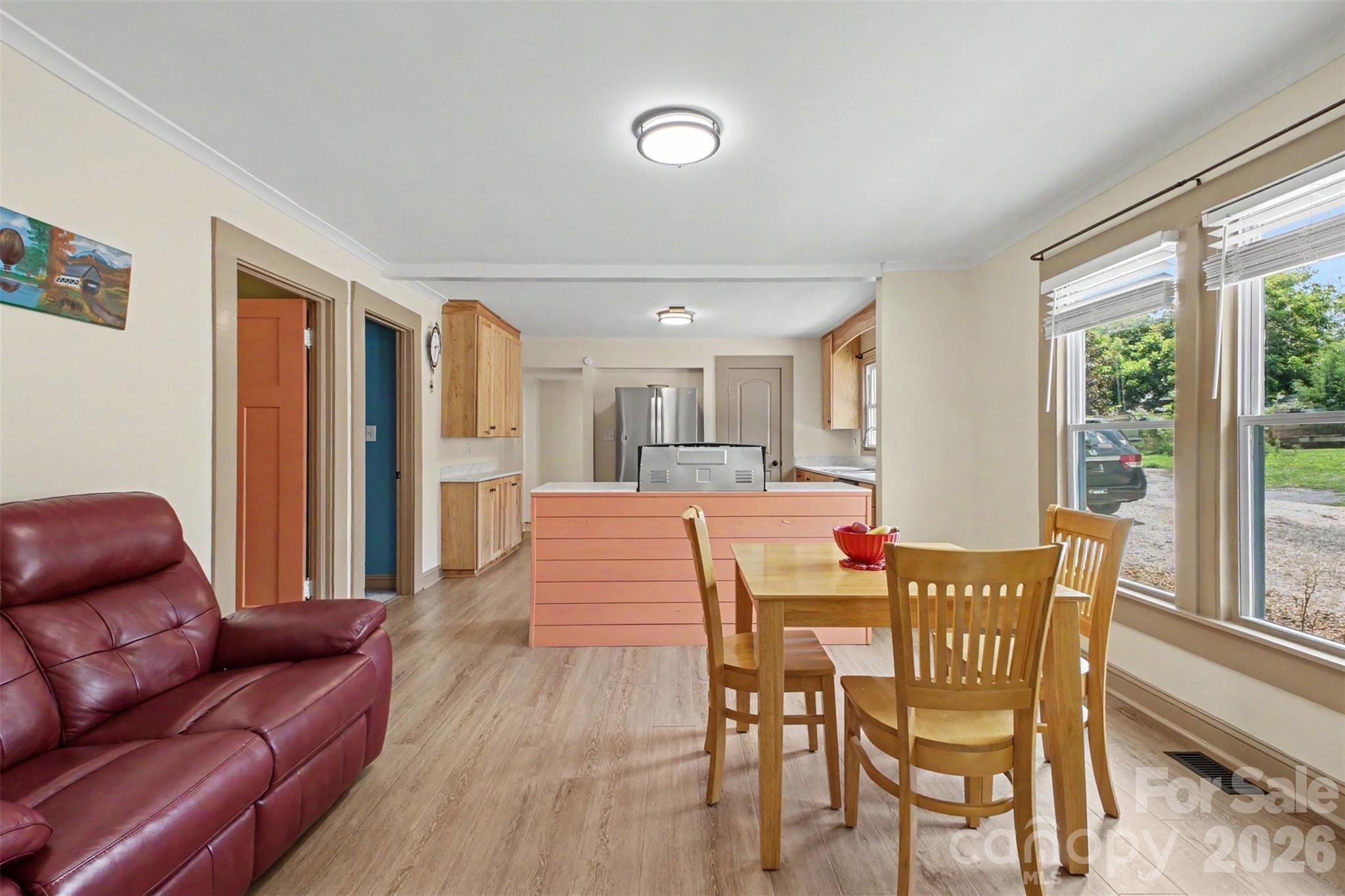 1104 Venus Street 19 Property Photo 11