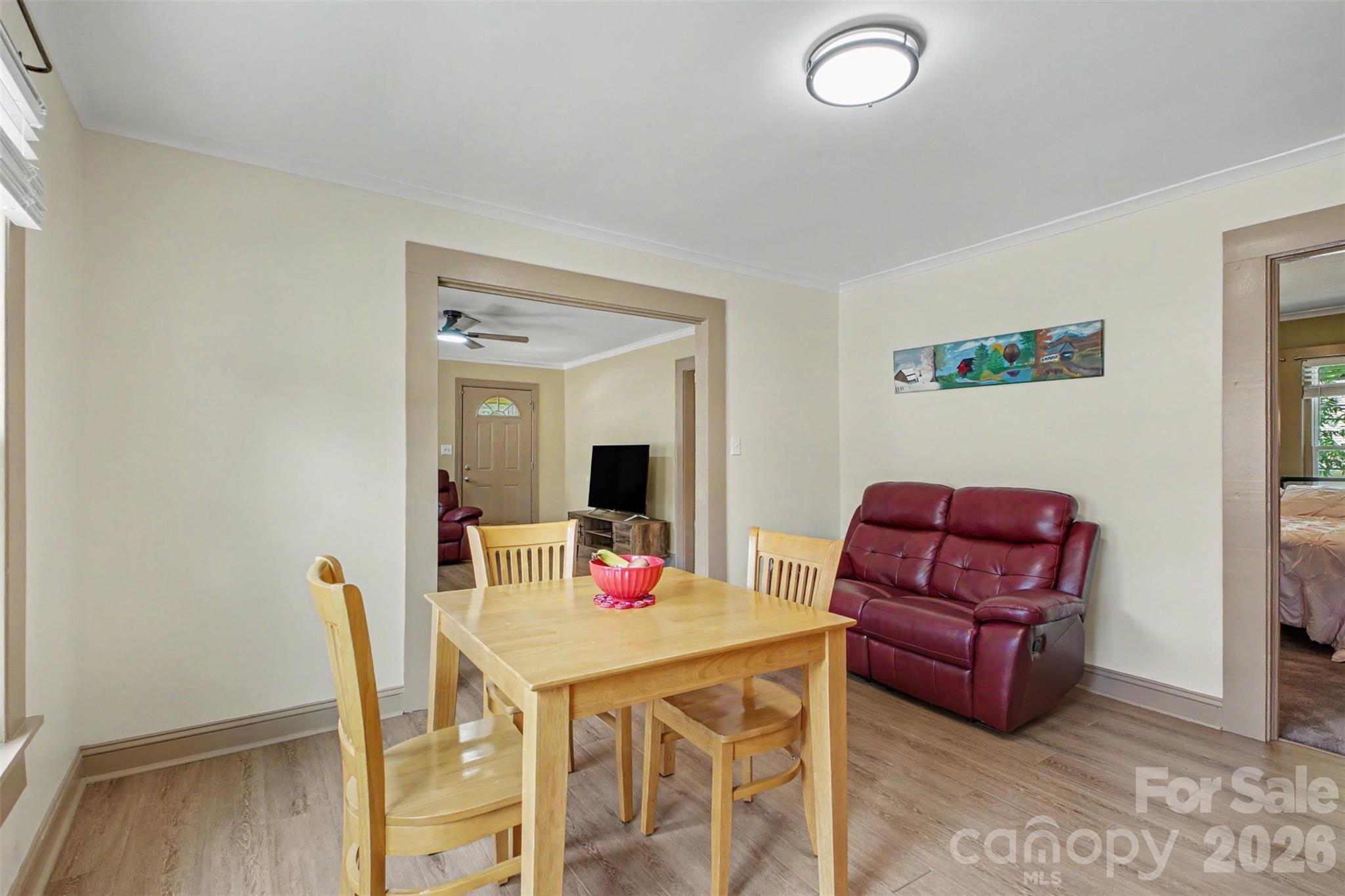 1104 Venus Street 19 Property Photo 13