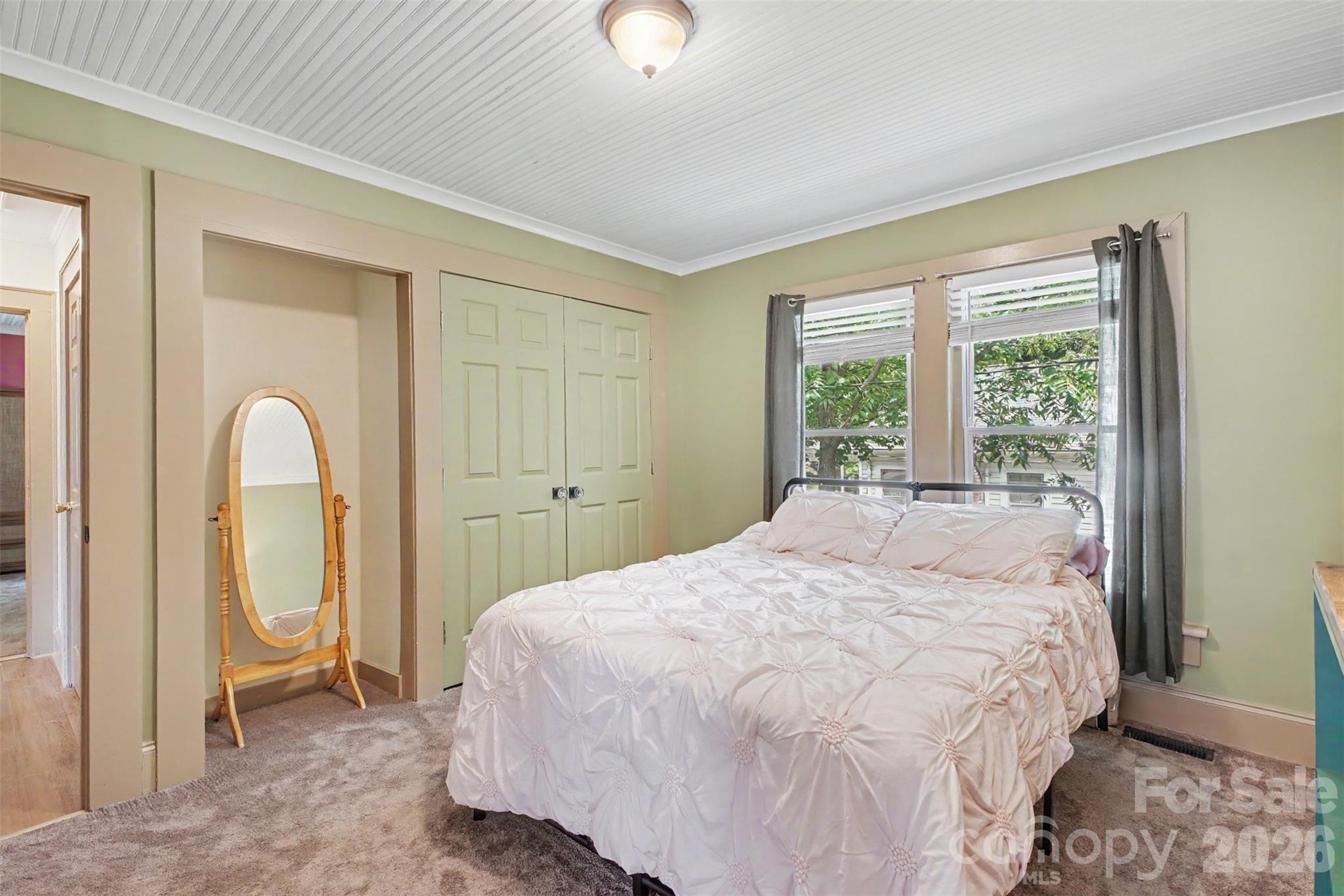 1104 Venus Street 19 Property Photo 29