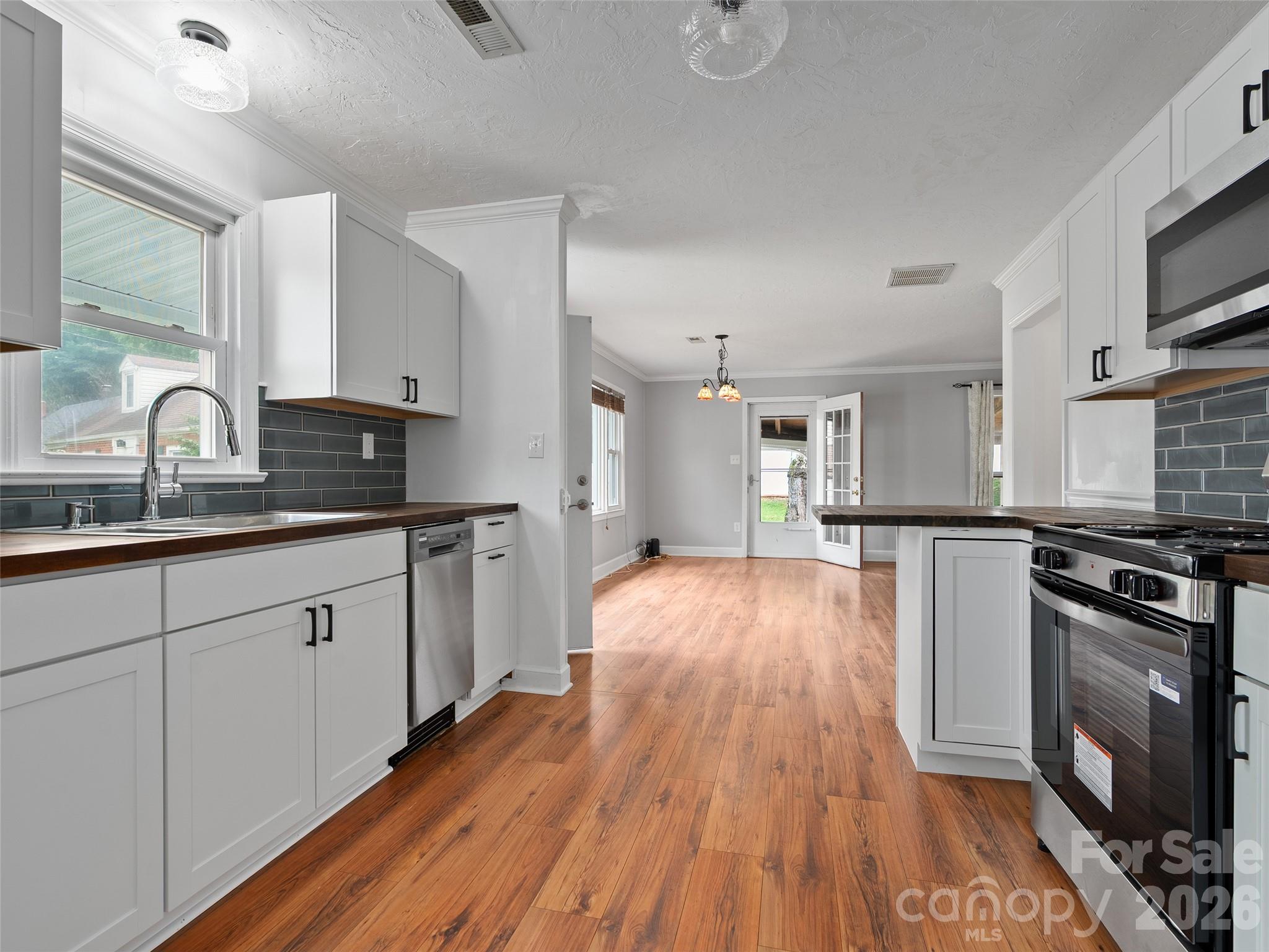 151 Meadow Street Property Photo 20