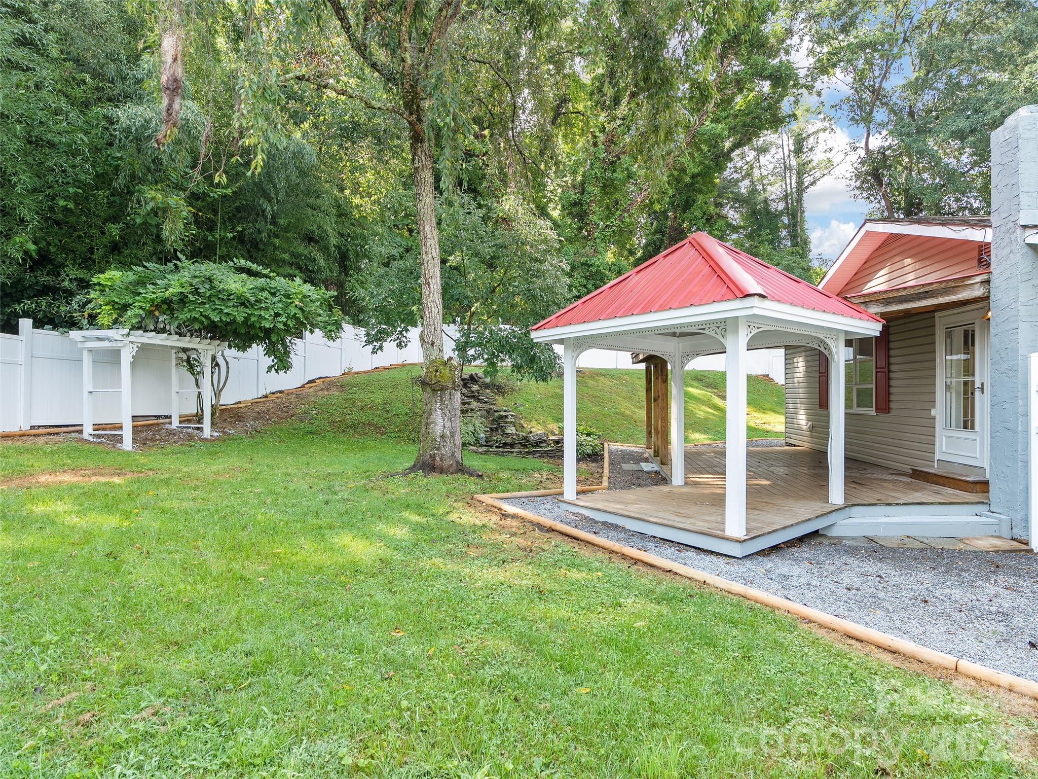 151 Meadow Street Property Photo 29