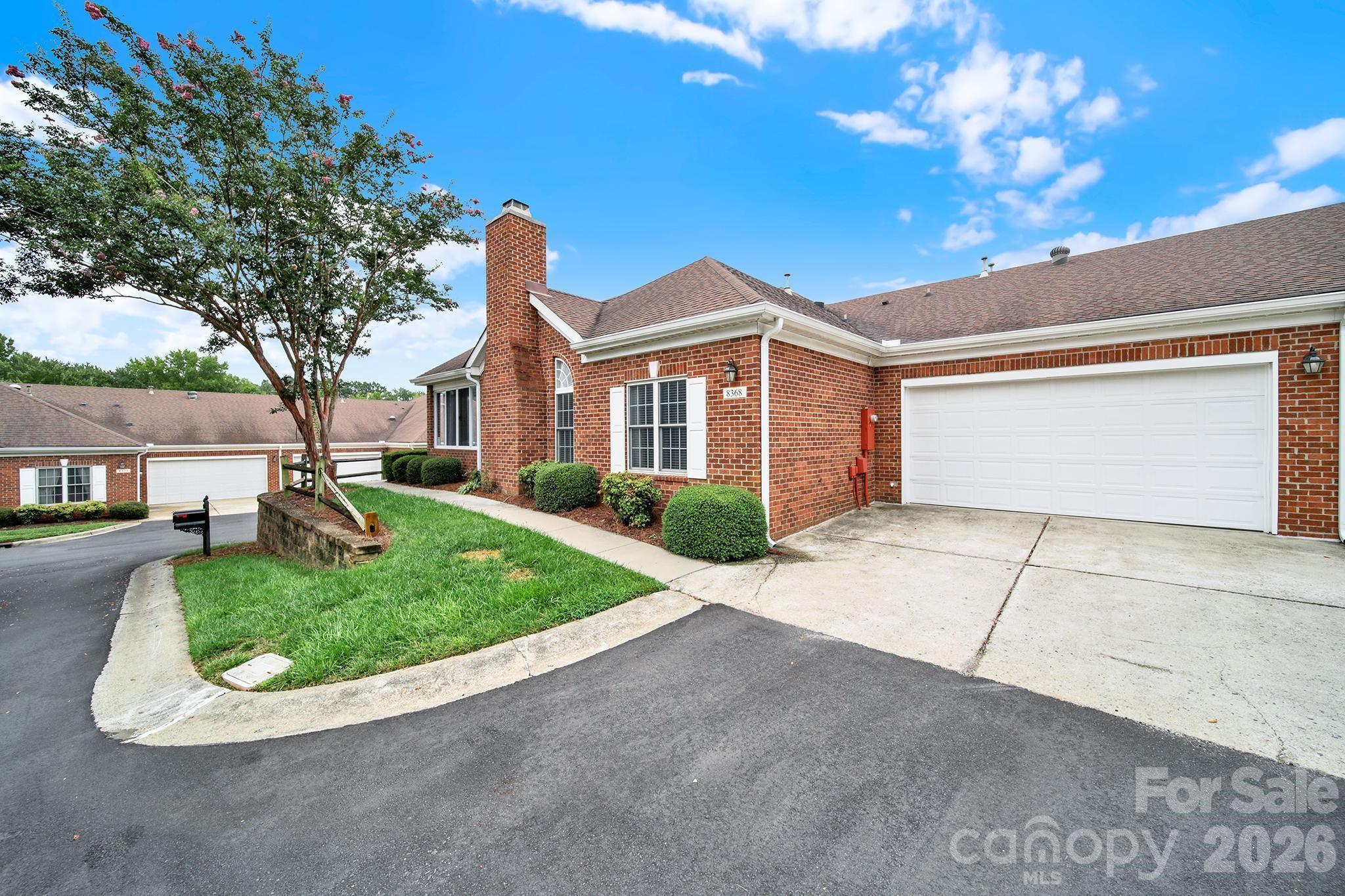 8368 Windsor Ridge Drive Property Photo 3