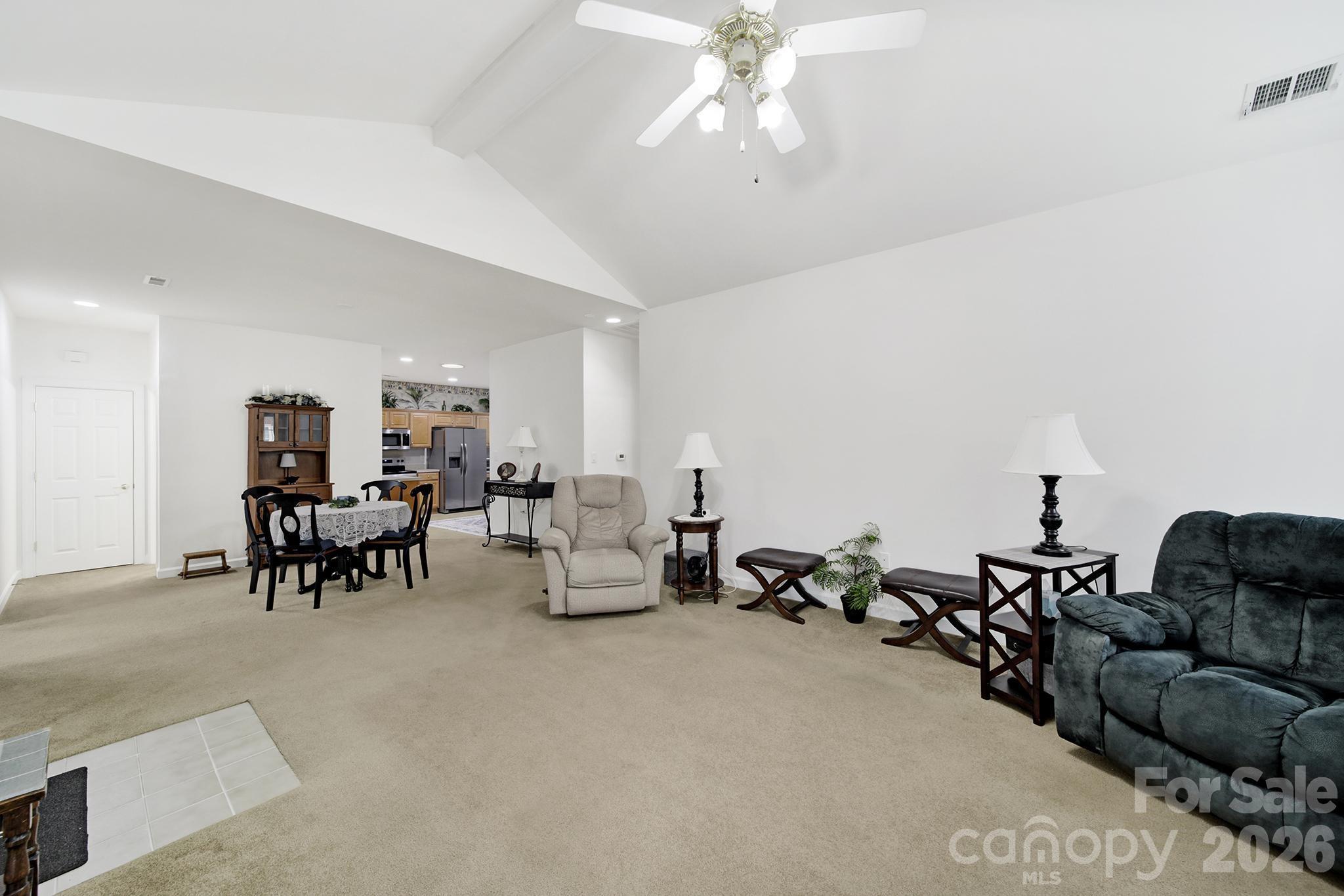 8368 Windsor Ridge Drive Property Photo 6