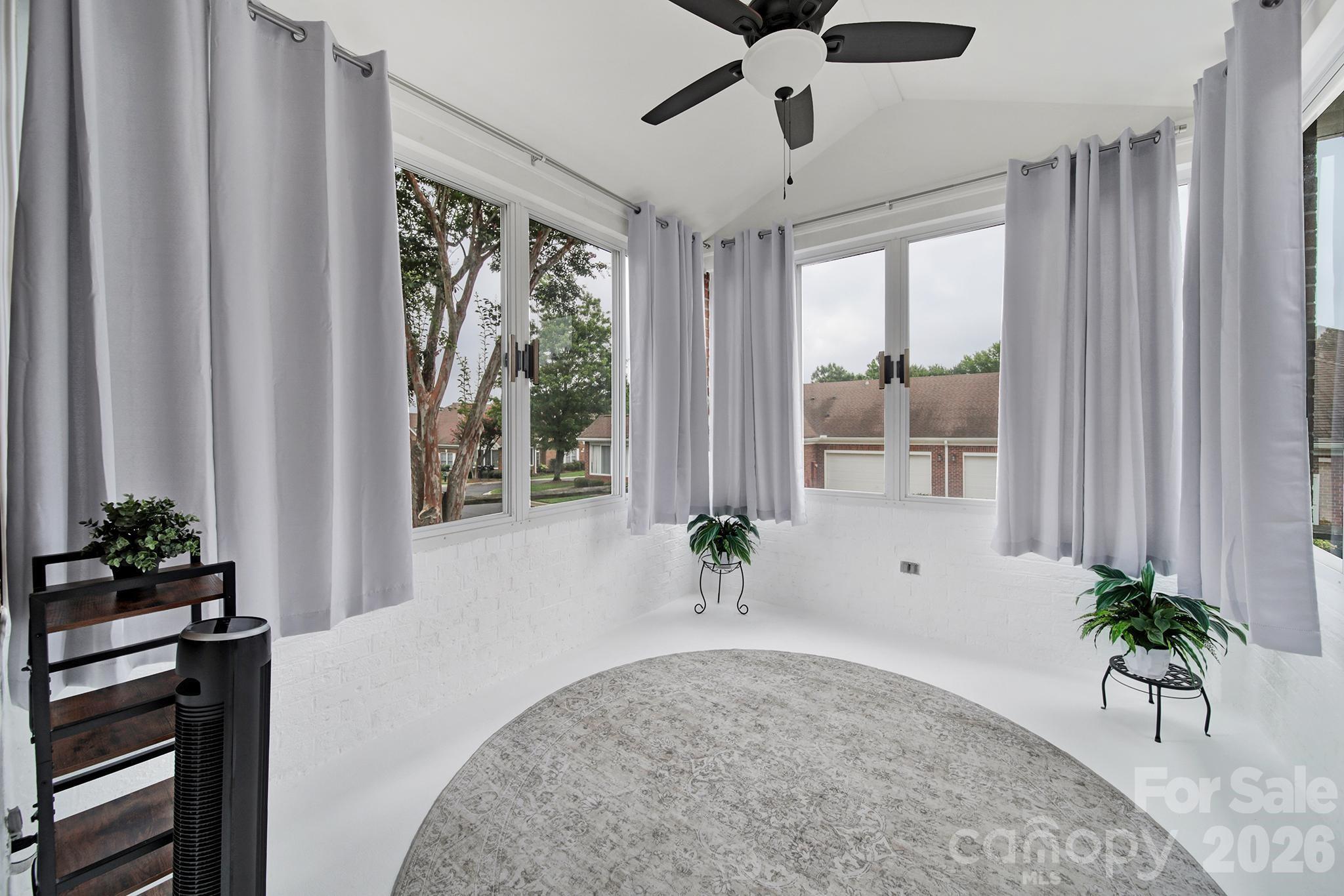 8368 Windsor Ridge Drive Property Photo 8