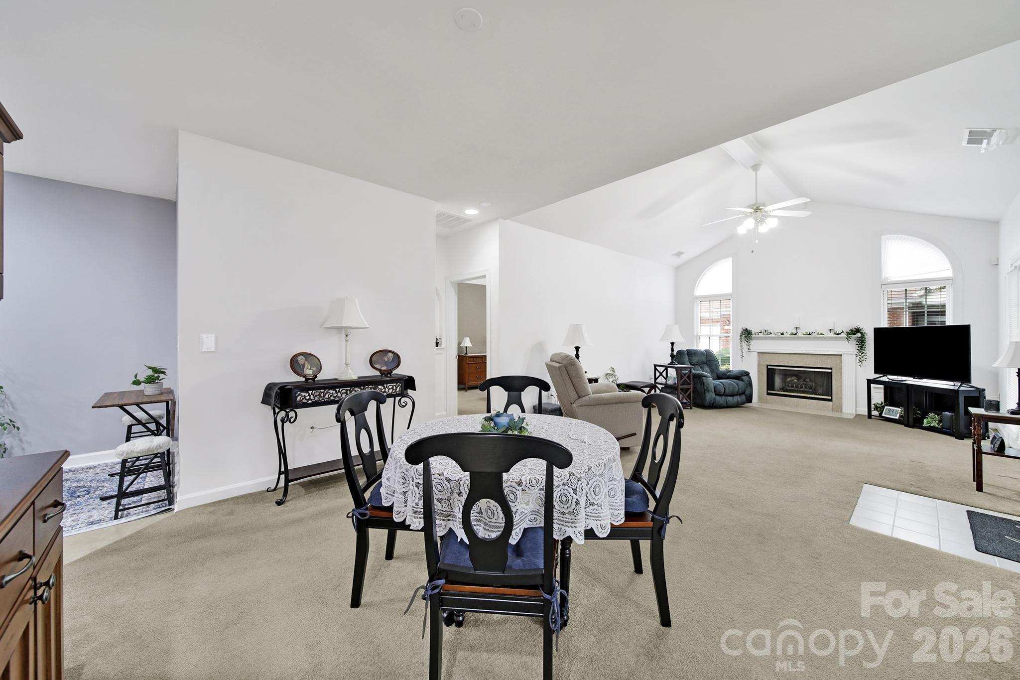 8368 Windsor Ridge Drive Property Photo 11