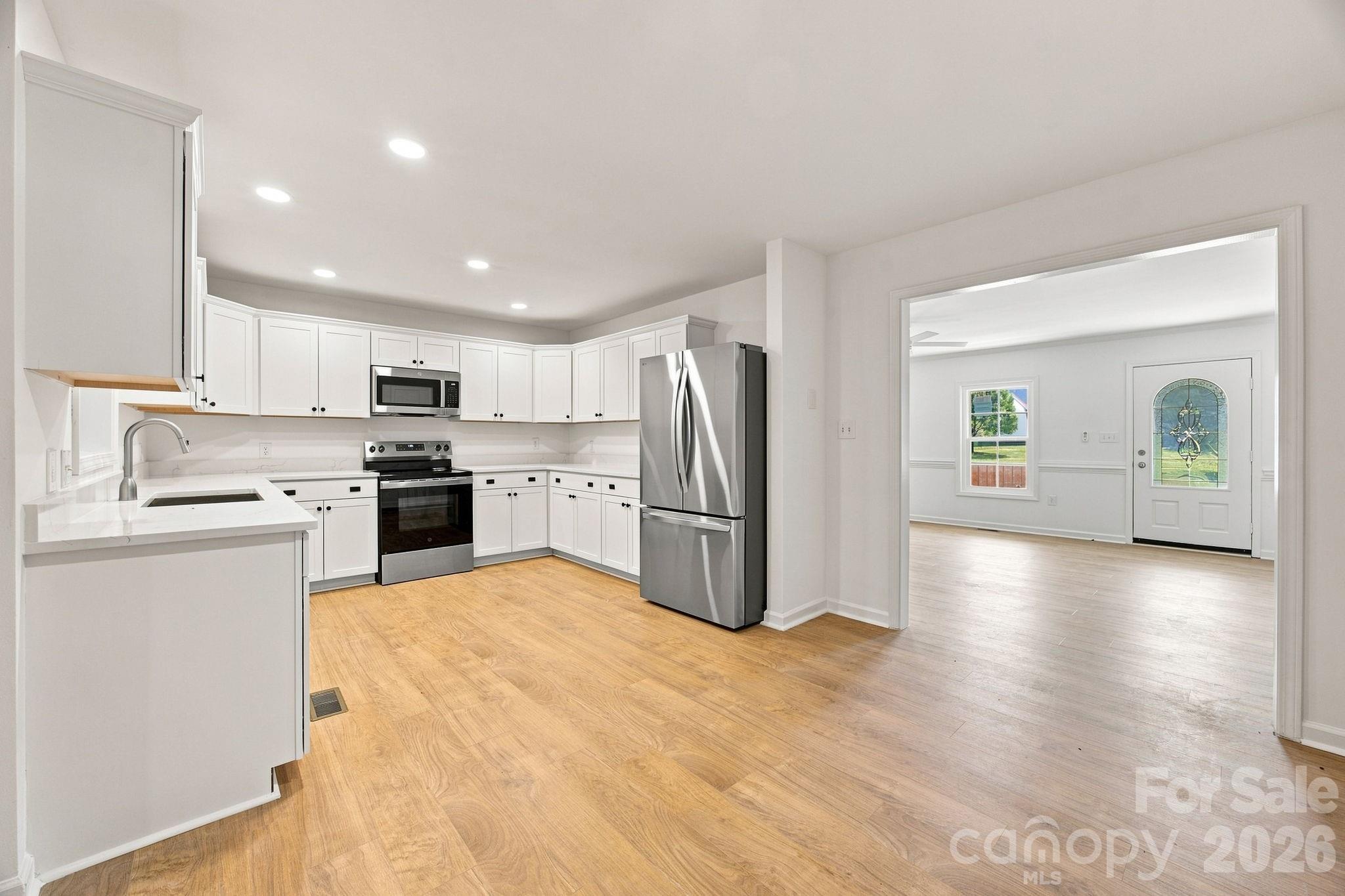 910 Little Brook Circle Property Photo 15