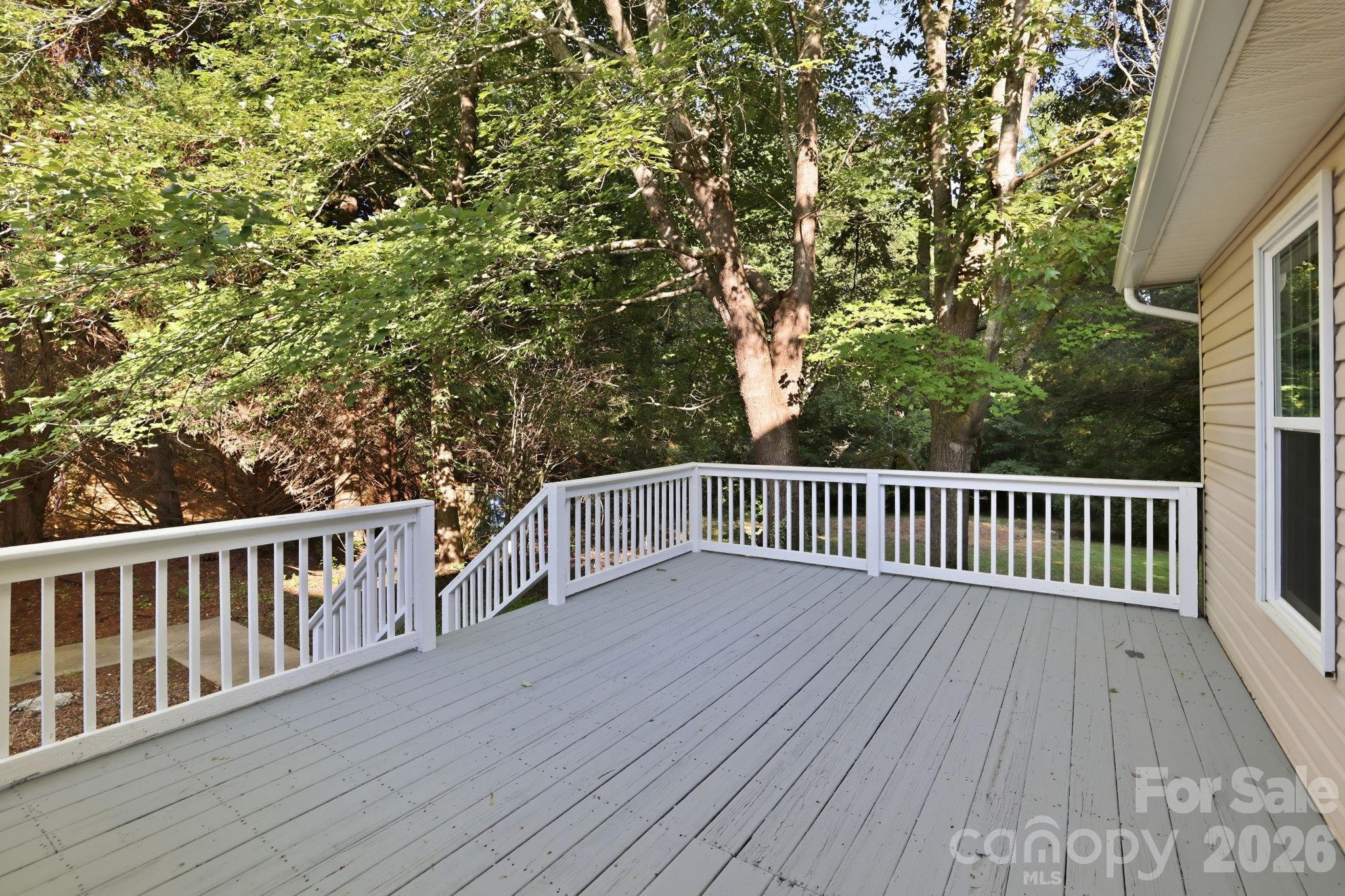 910 Little Brook Circle Property Photo 37