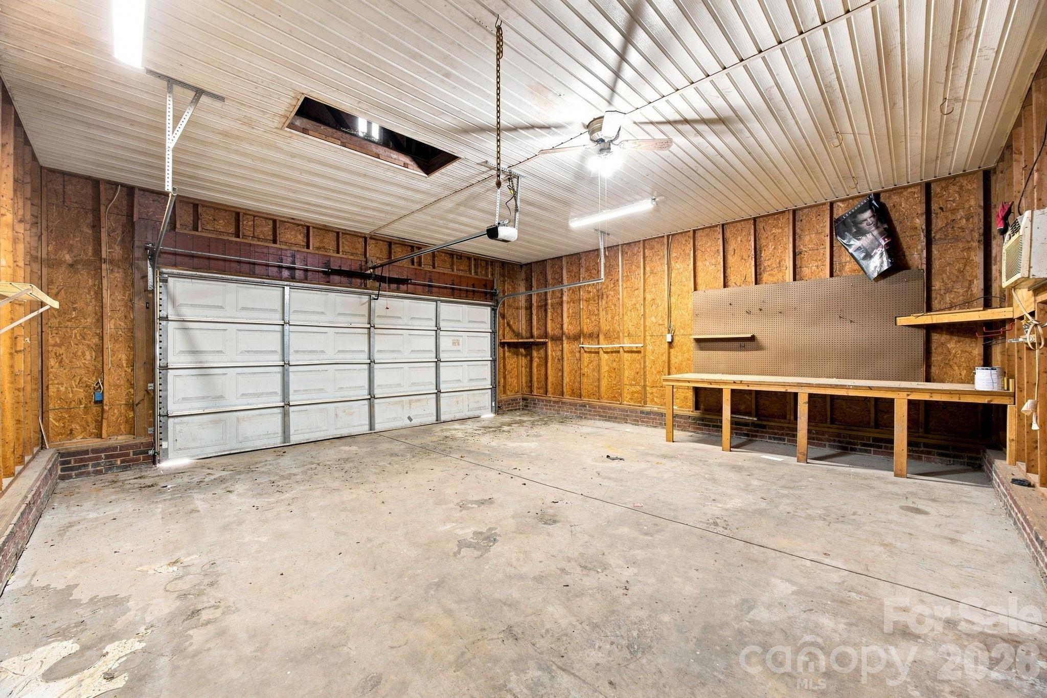 910 Little Brook Circle Property Photo 43