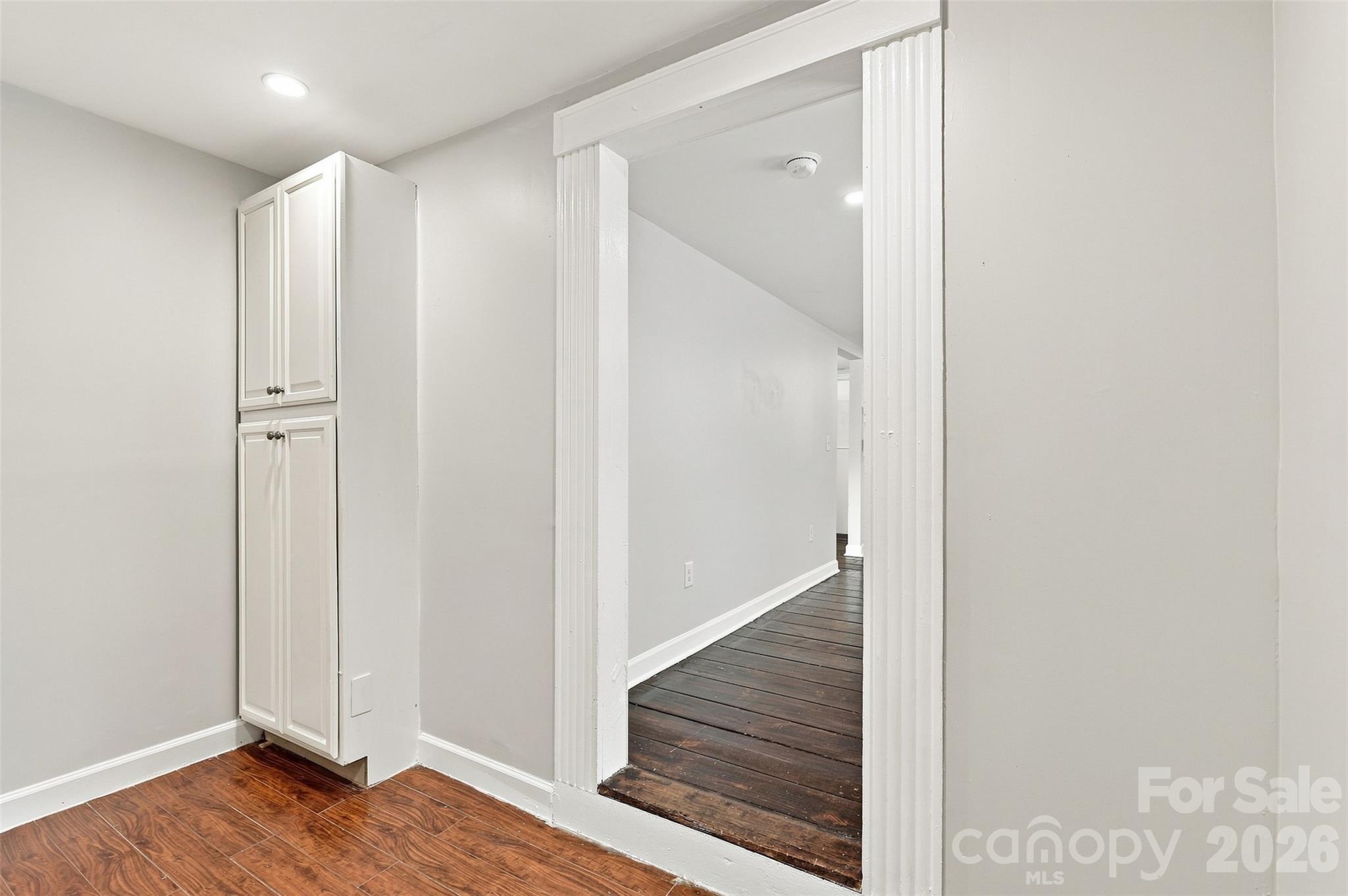 922 Ambassador Street Property Photo 23