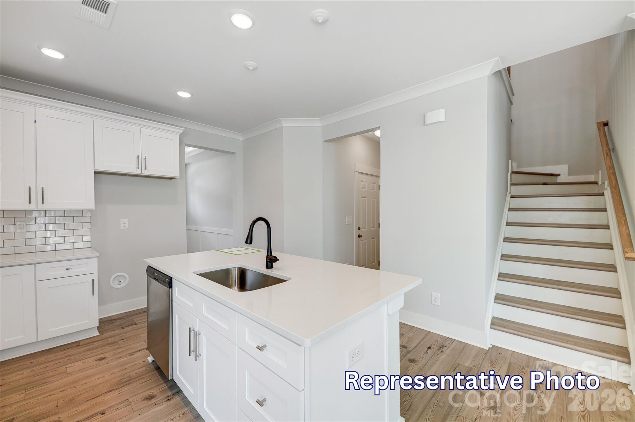 4338 Black Court Property Photo 6