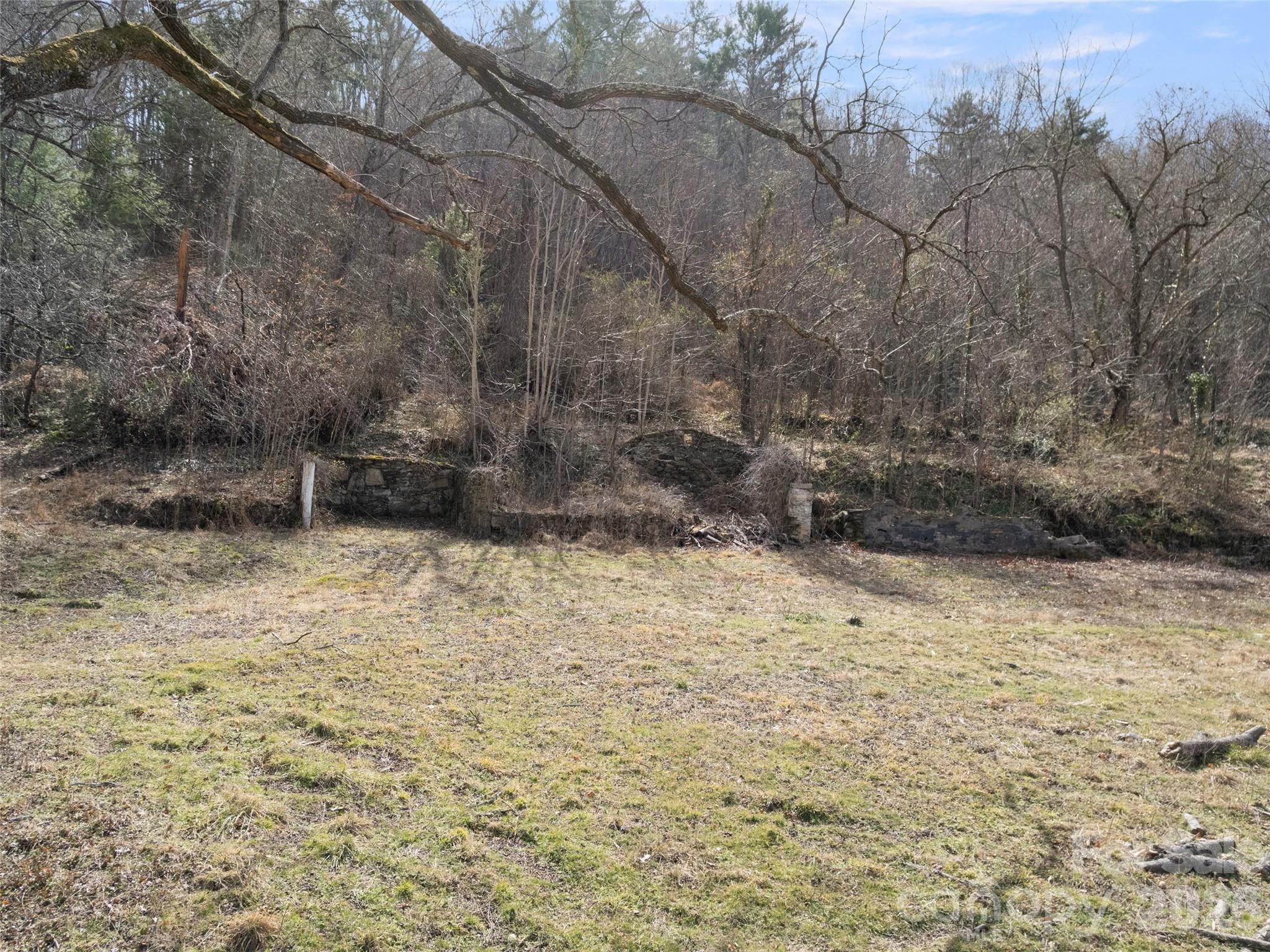401 Baird Cove Road Property Photo 3