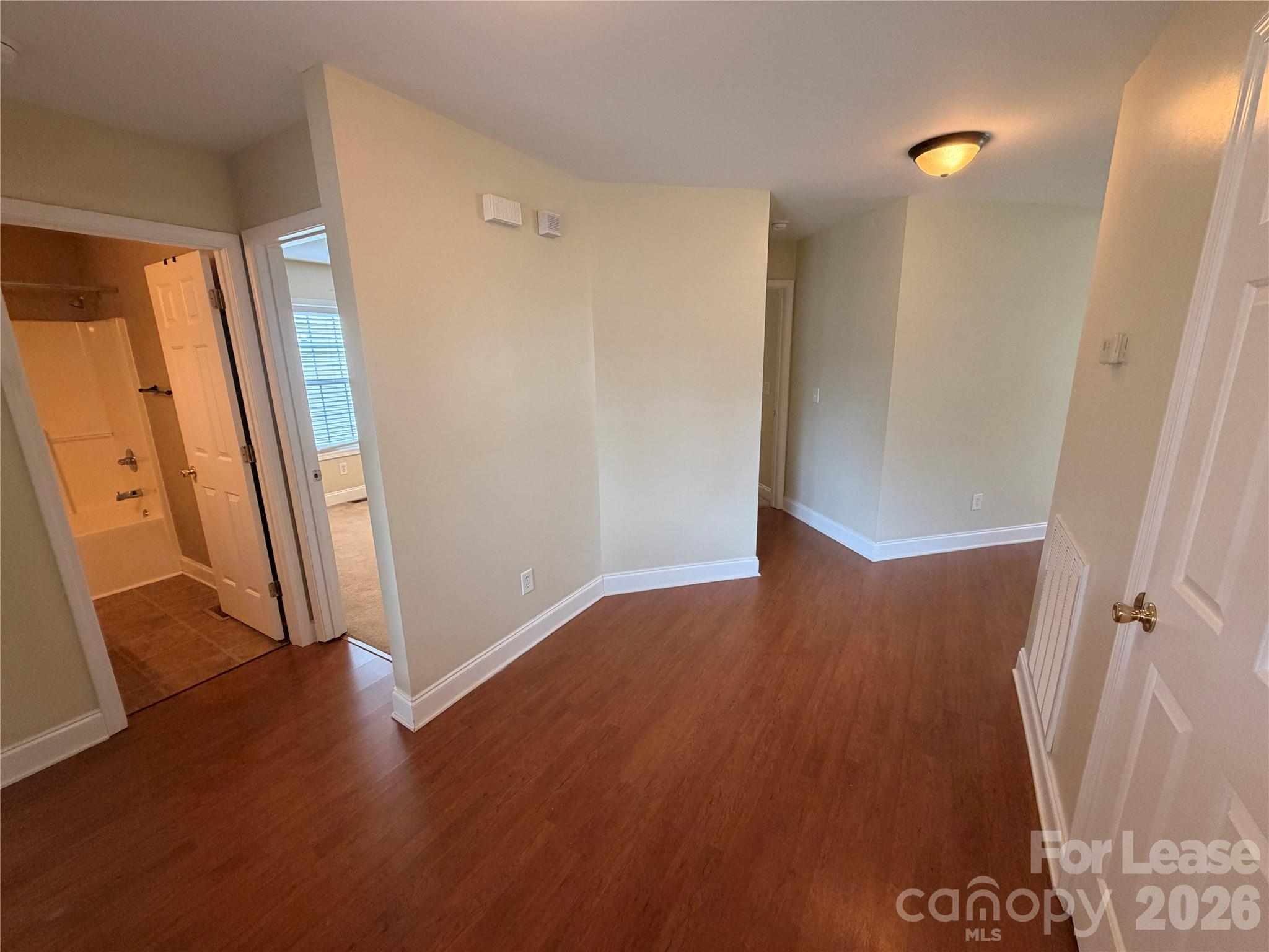 1491 Mayfair Drive Property Photo 5