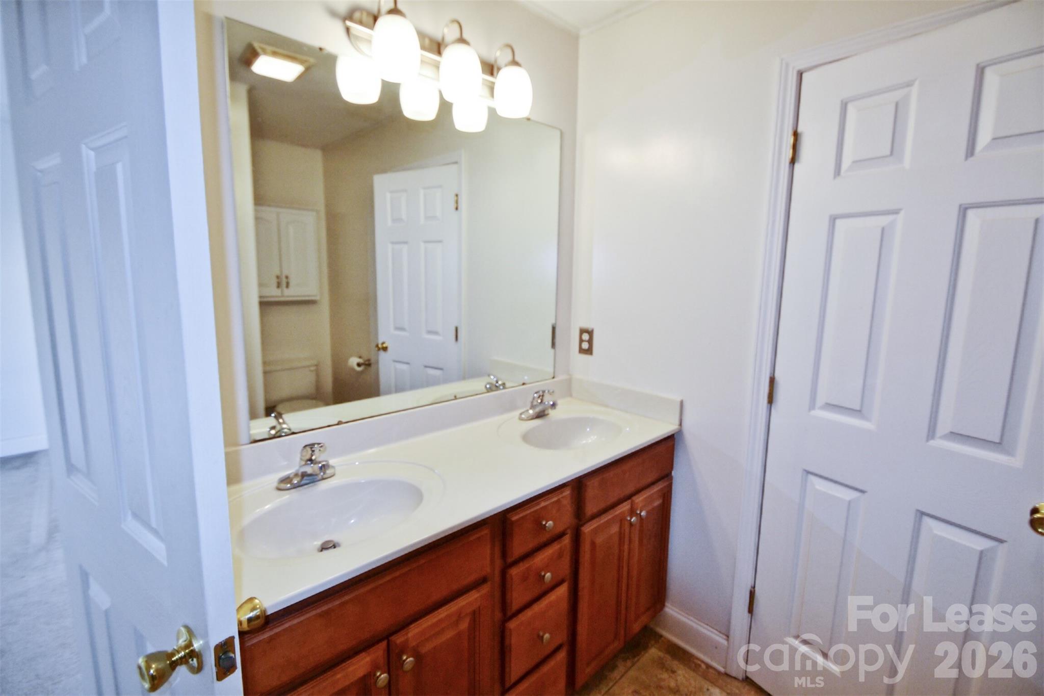 1491 Mayfair Drive Property Photo 9
