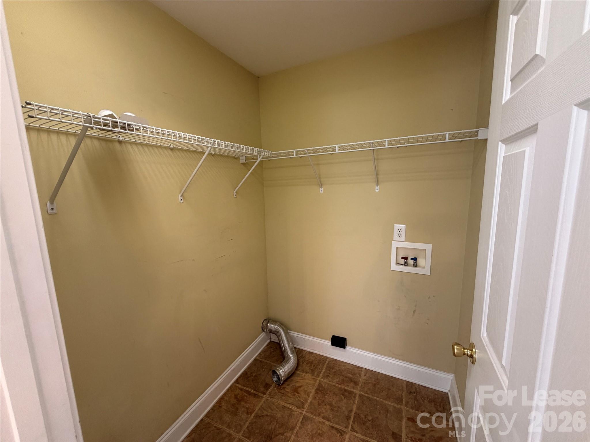 1491 Mayfair Drive Property Photo 9