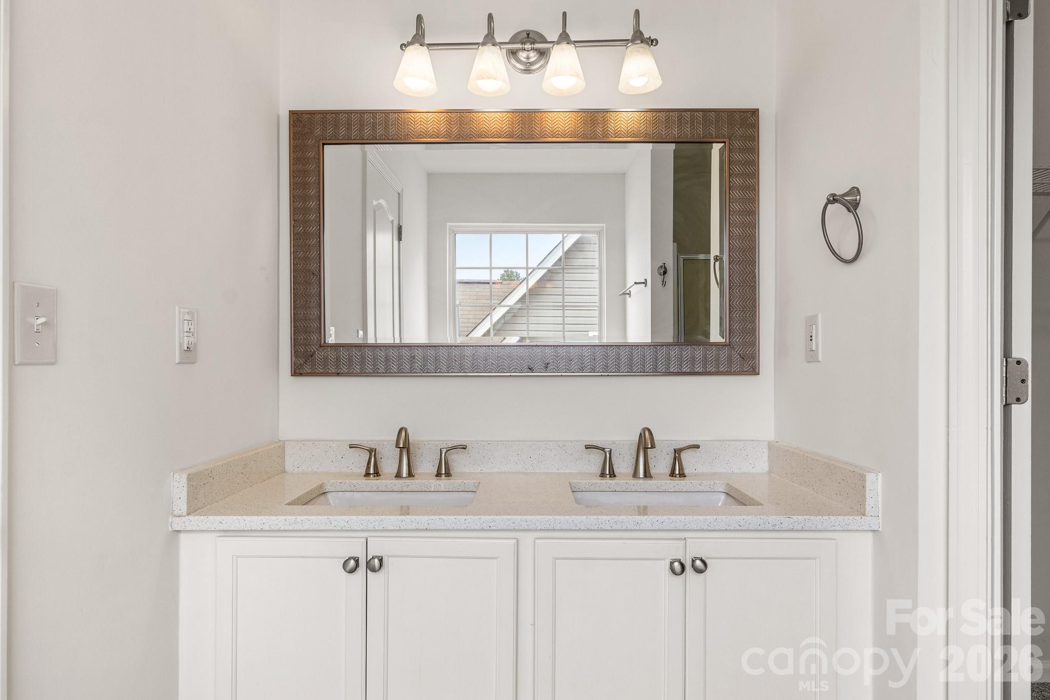 223 Newport Drive Property Photo 28