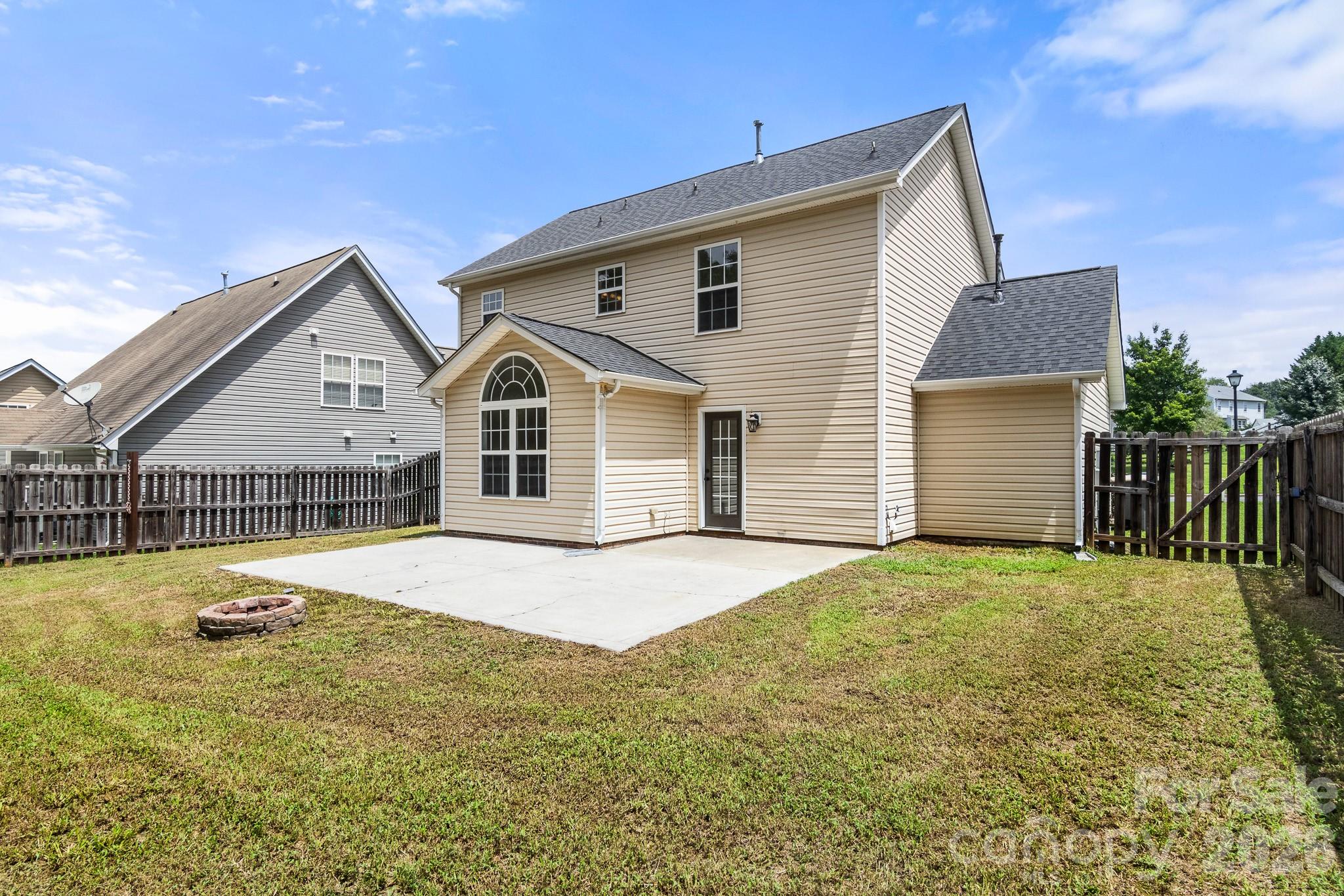 223 Newport Drive Property Photo 44
