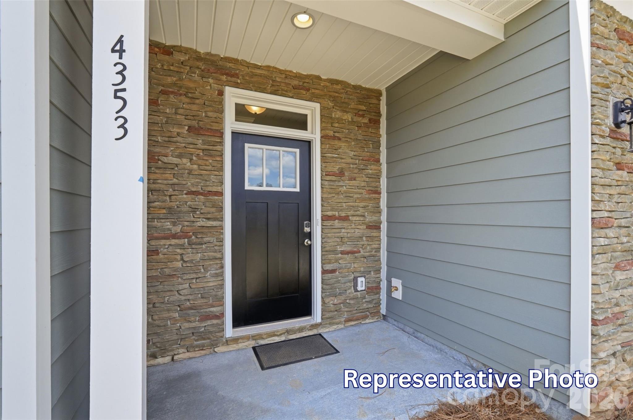 4370 Black Court Property Photo 4