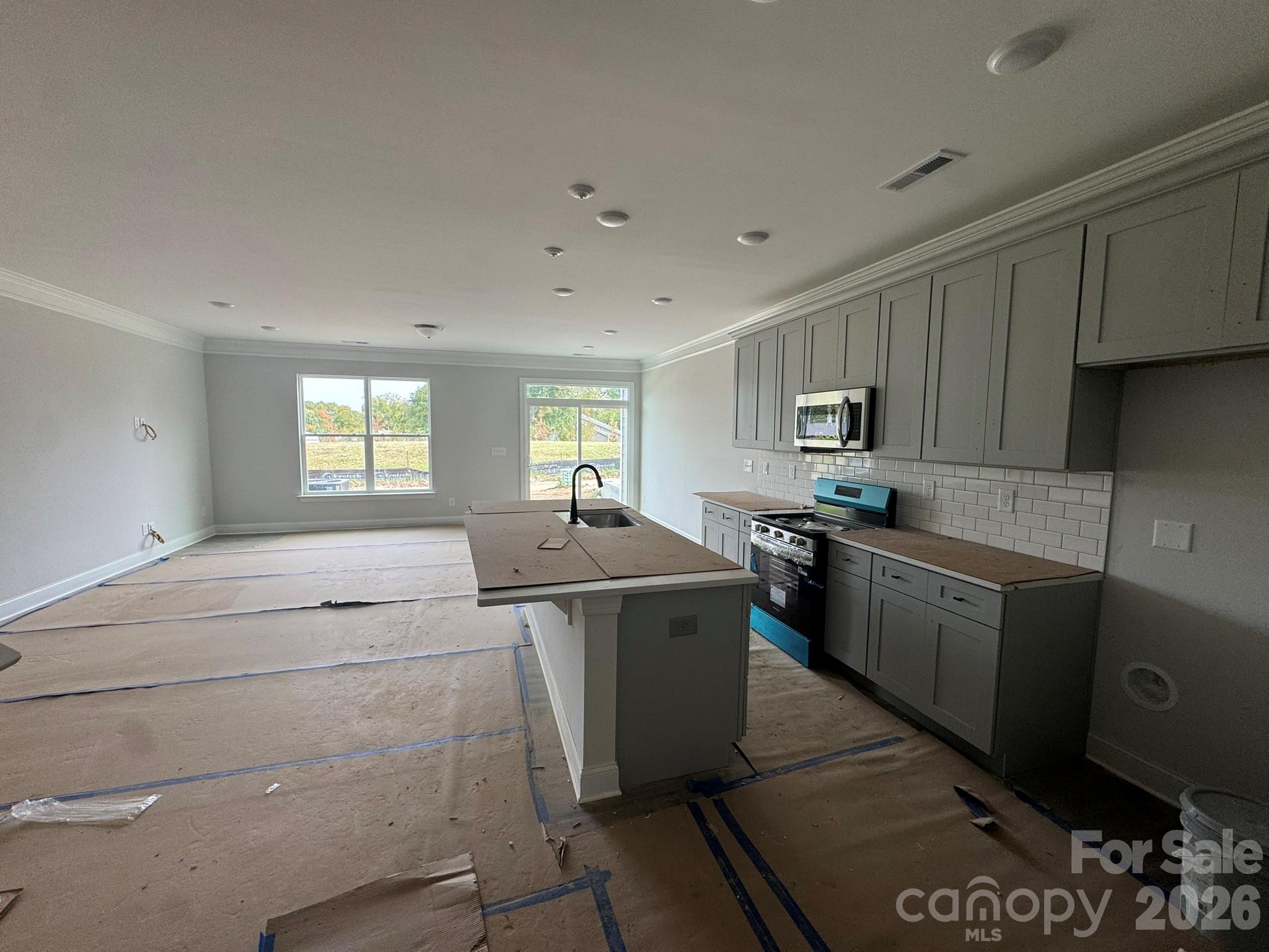 4370 Black Court Property Photo 5