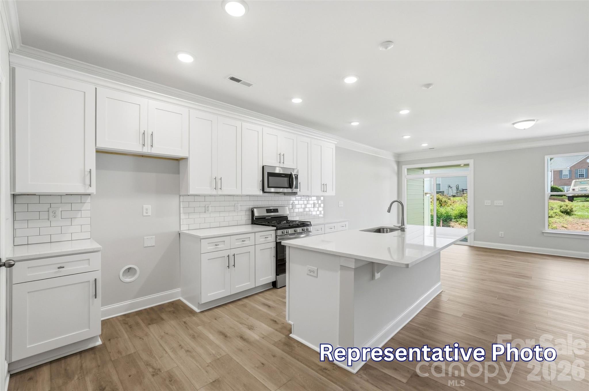 4370 Black Court Property Photo 7