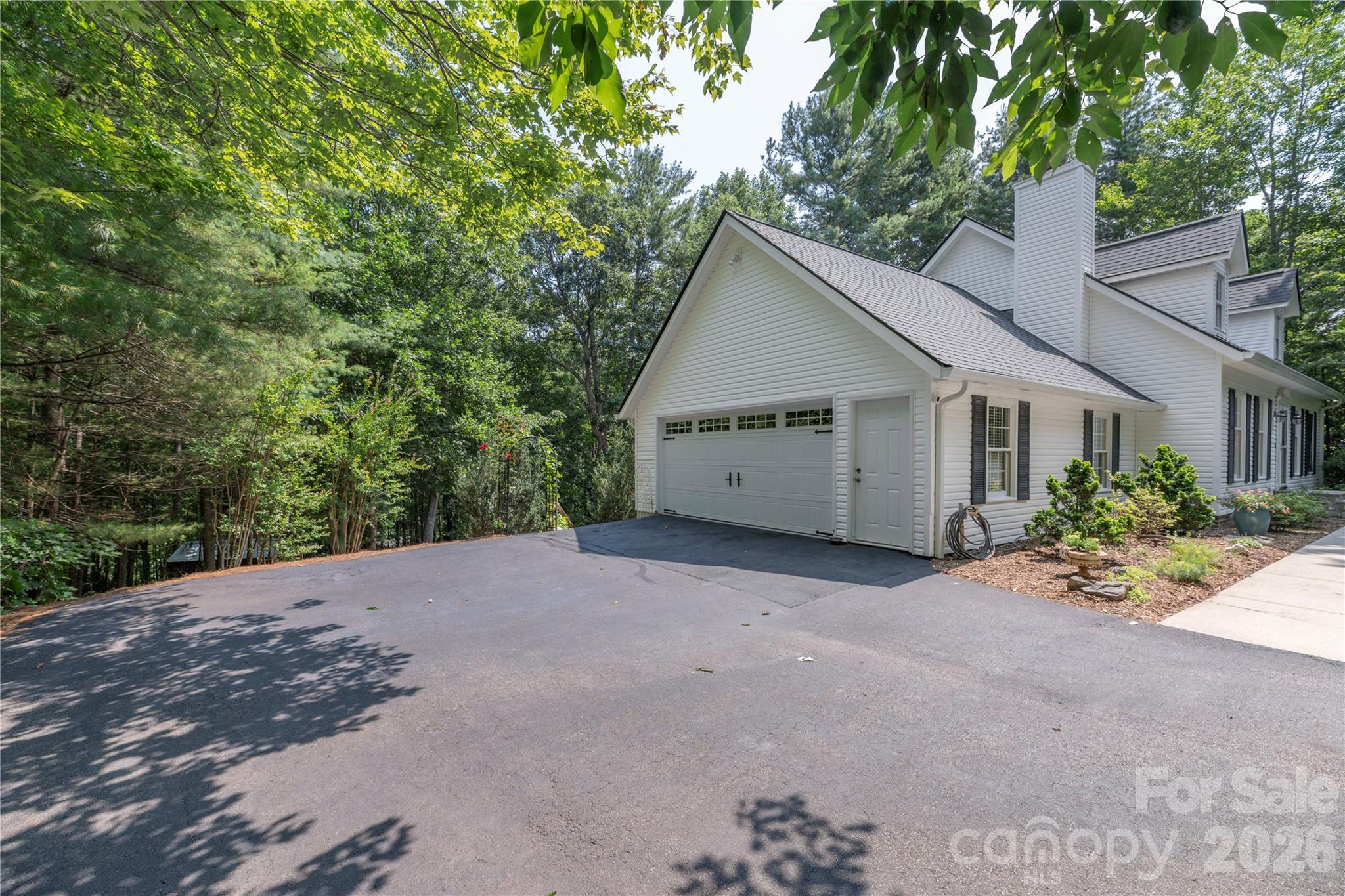 26 Moriah Lane Property Photo 6
