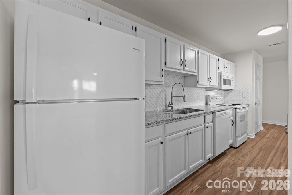 6203 Rosecroft Drive Property Photo 6