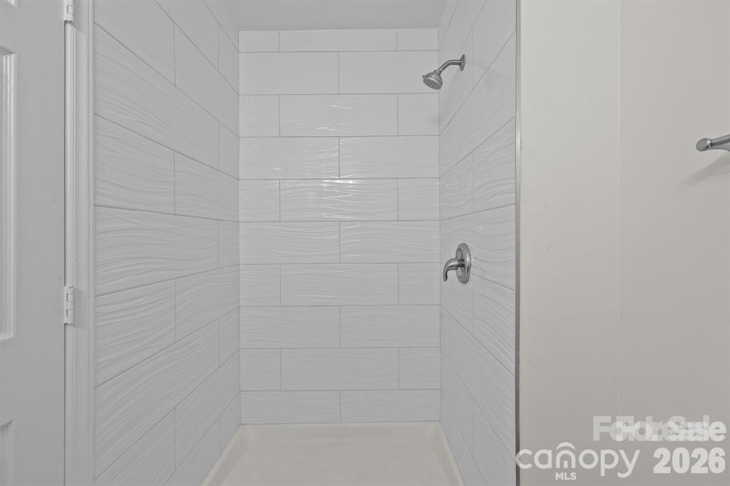 6203 Rosecroft Drive Property Photo 12