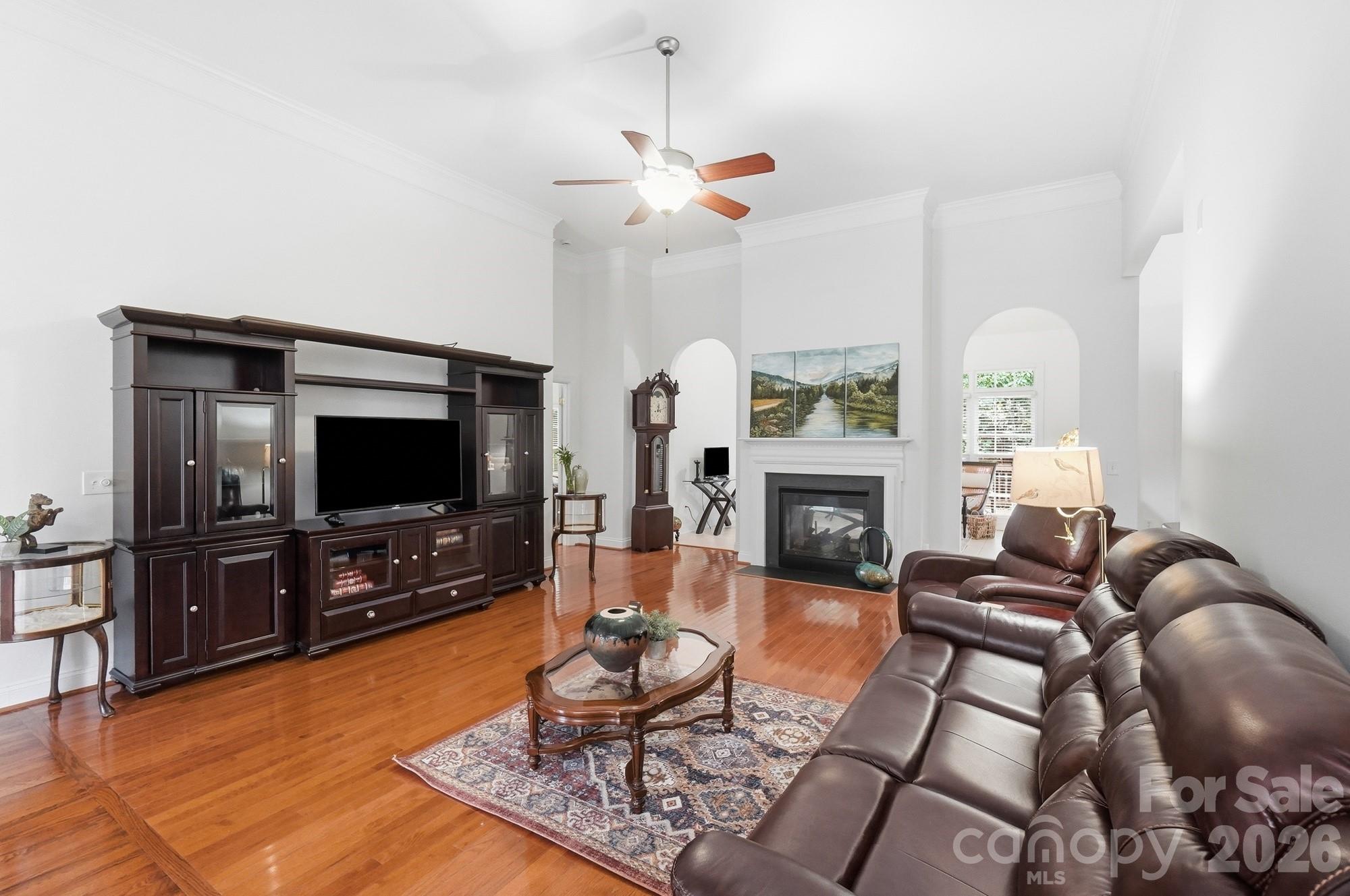 1244 Waynewood Drive Property Photo 9
