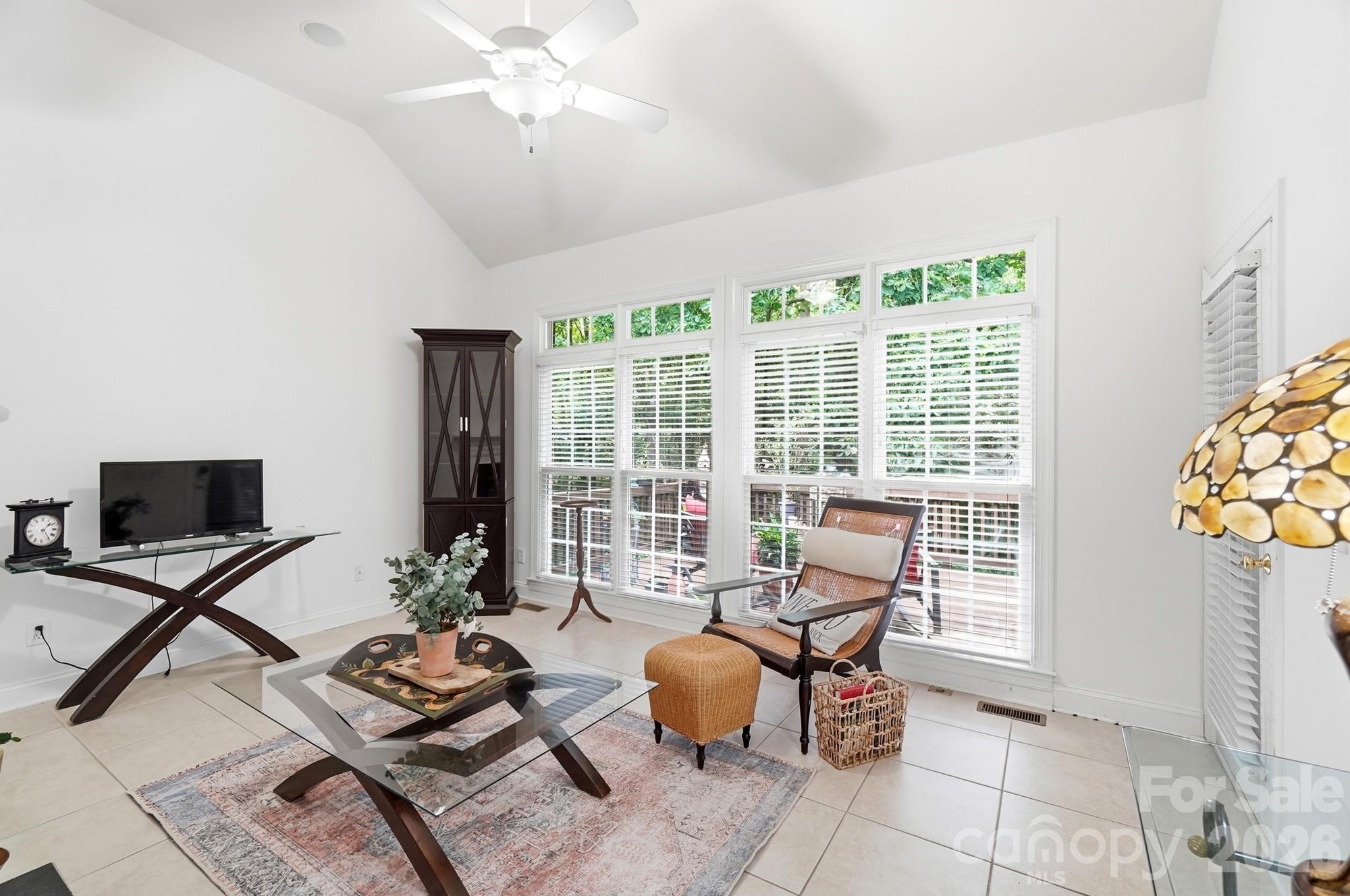 1244 Waynewood Drive Property Photo 14