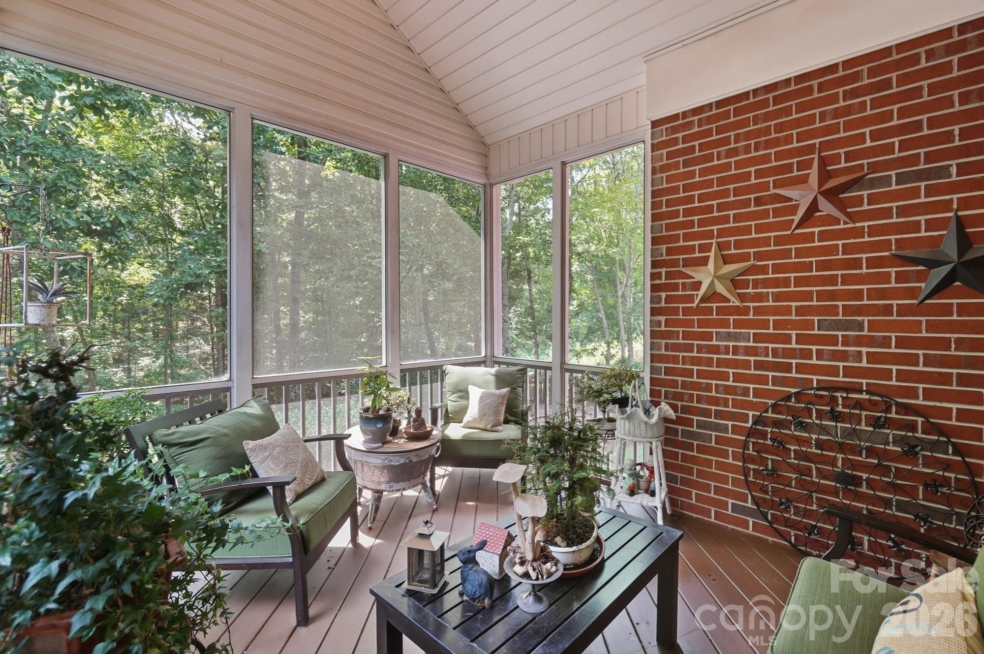 1244 Waynewood Drive Property Photo 28