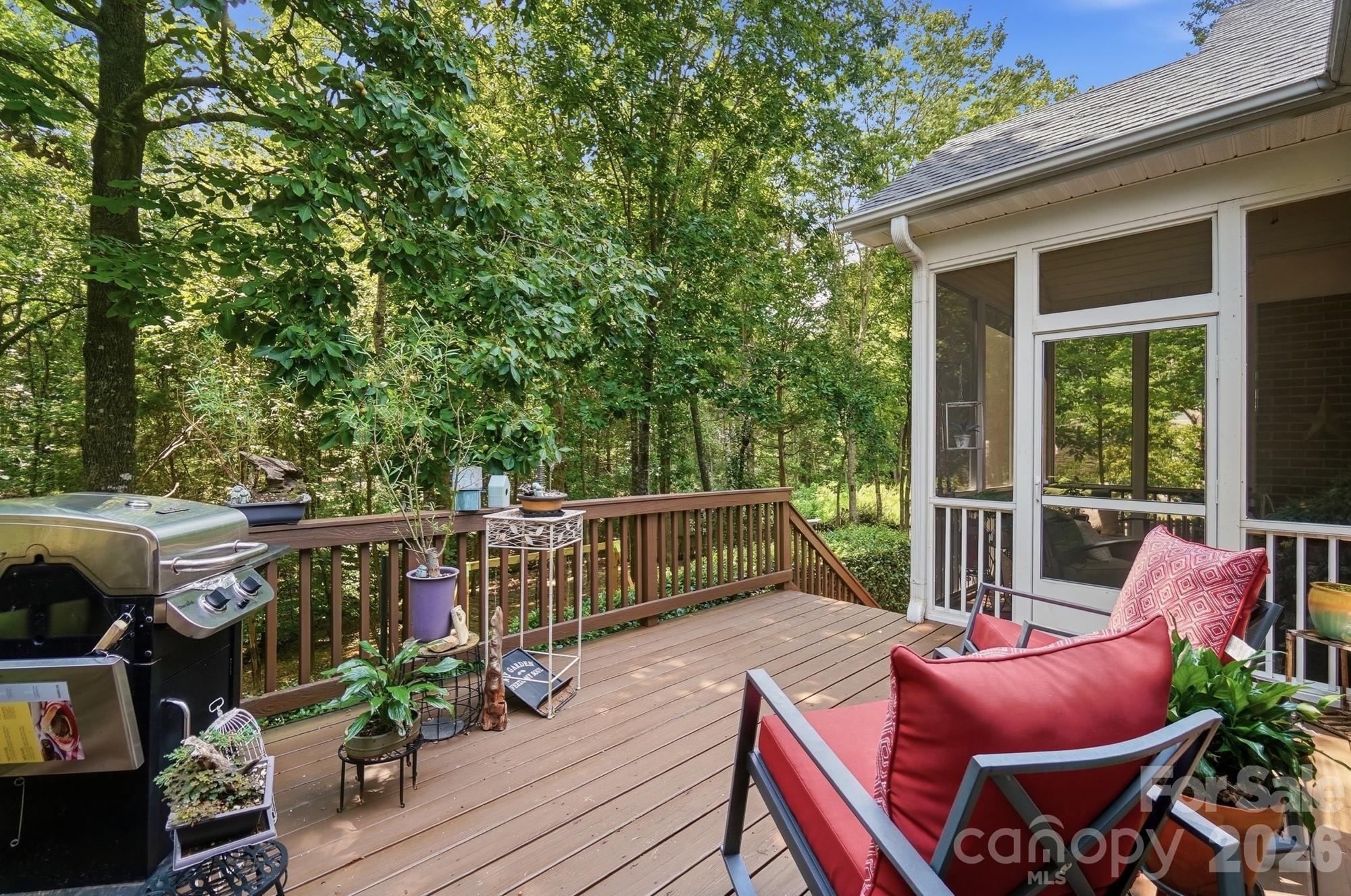 1244 Waynewood Drive Property Photo 32