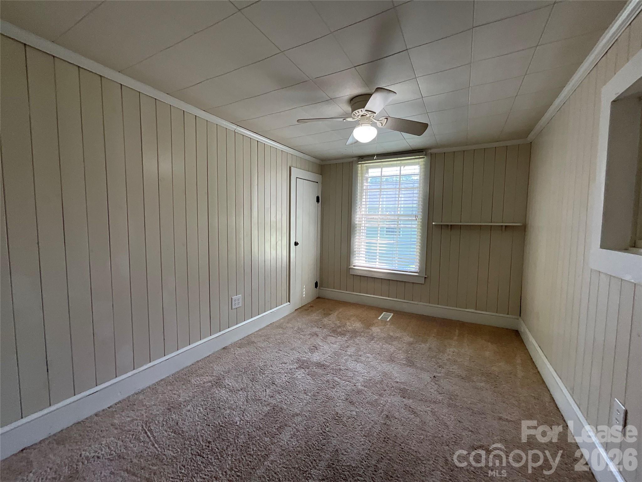 403 Green Street B Property Photo 9