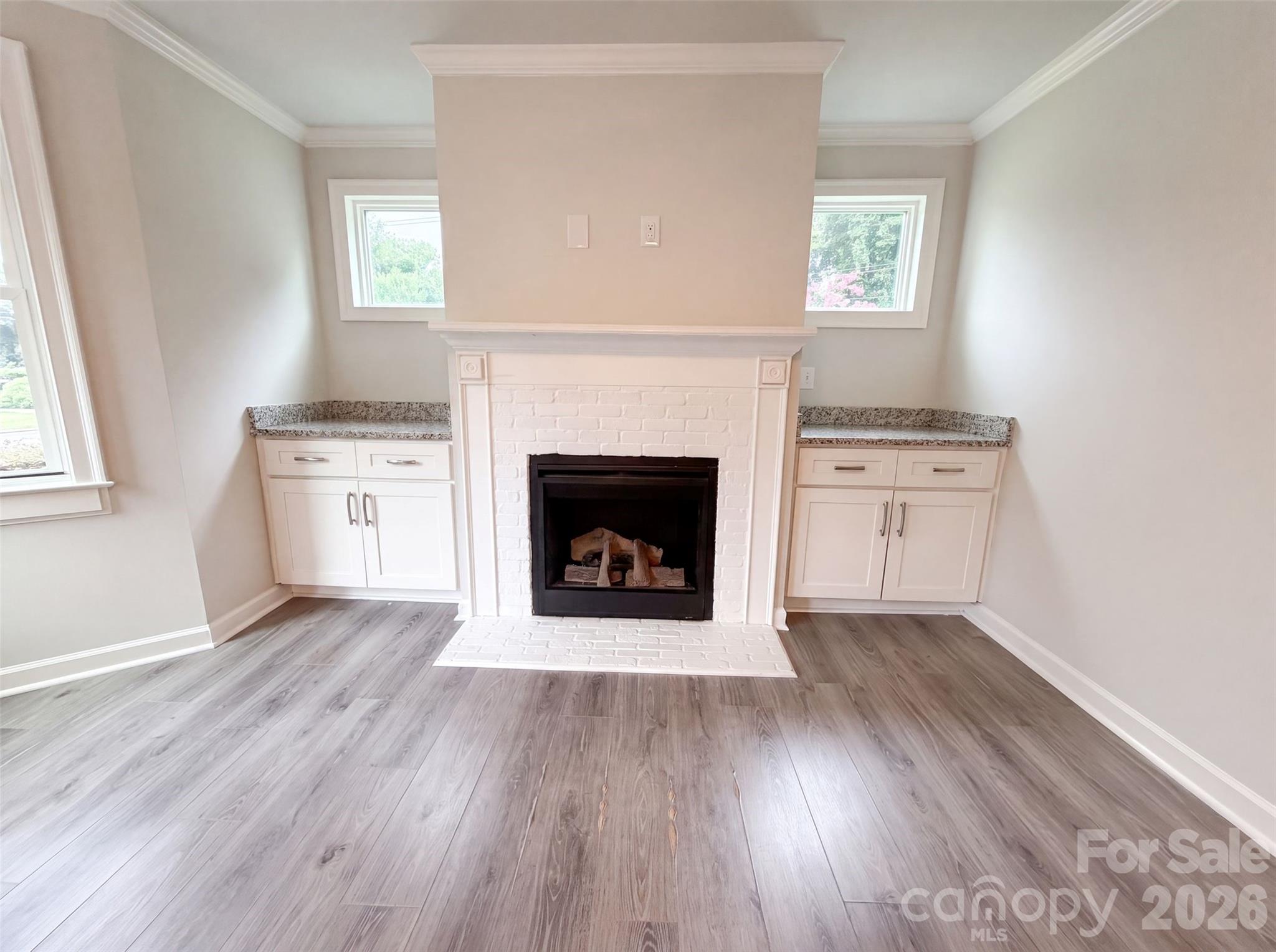 821 Jackson Street Property Photo 3