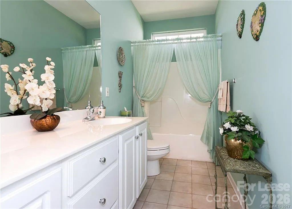 20309 Northport Drive Property Photo 16