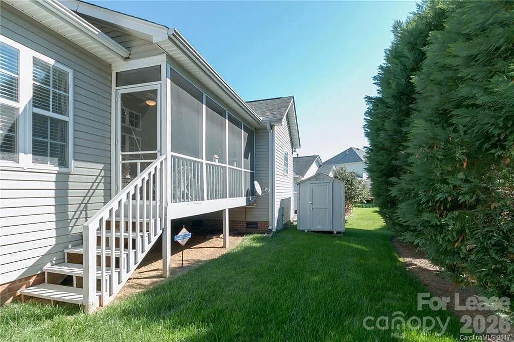 20309 Northport Drive Property Photo 18