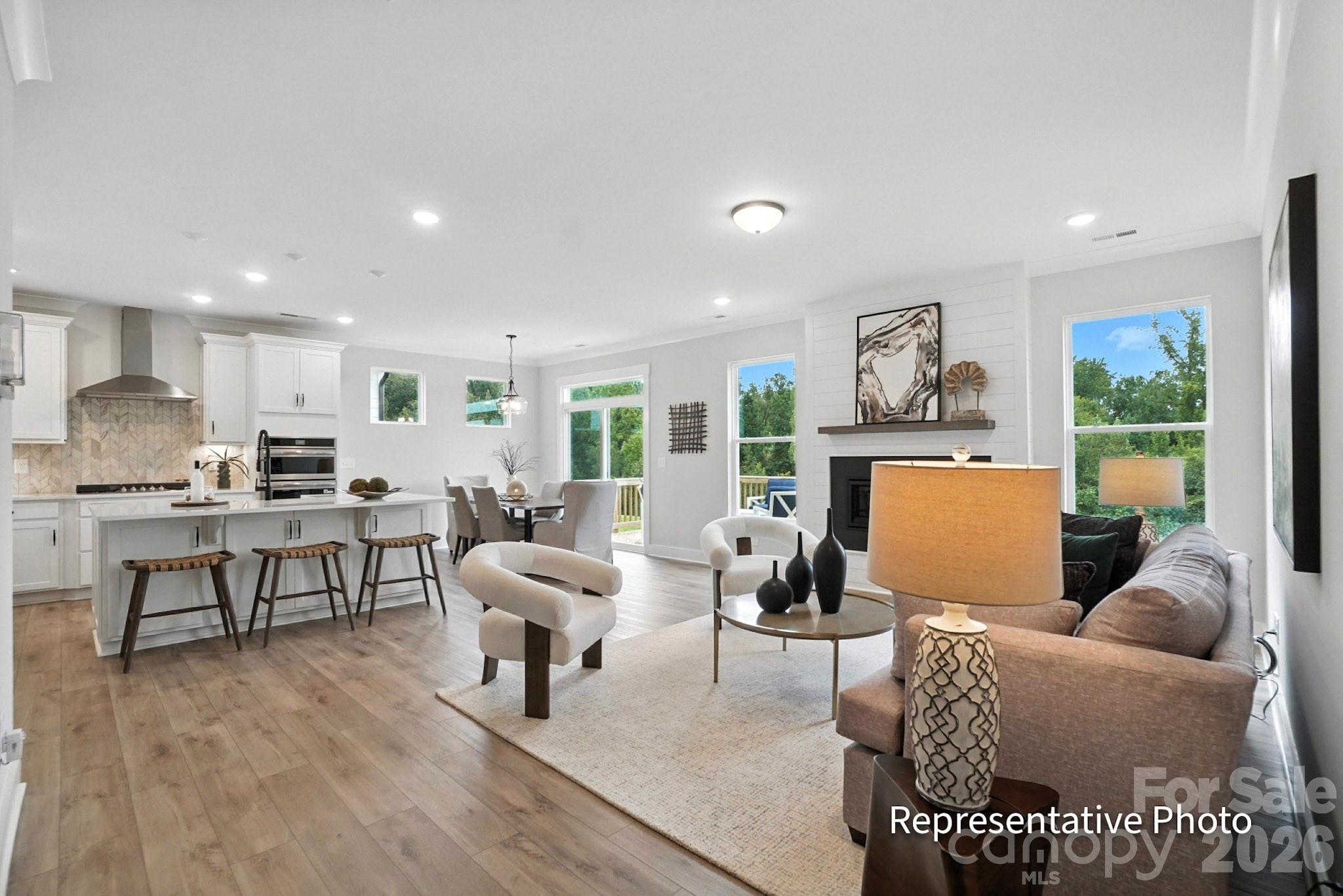 6022 New River Drive Property Photo 10