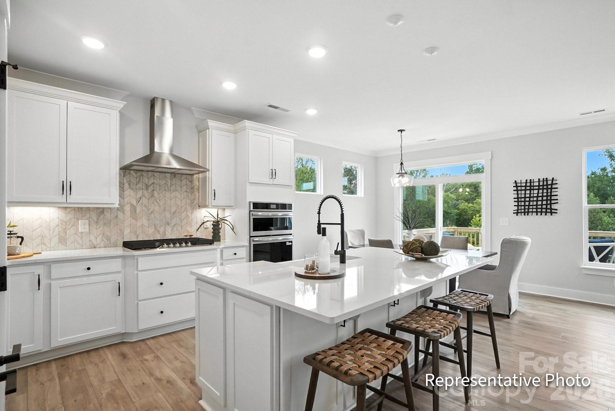 6022 New River Drive Property Photo 12