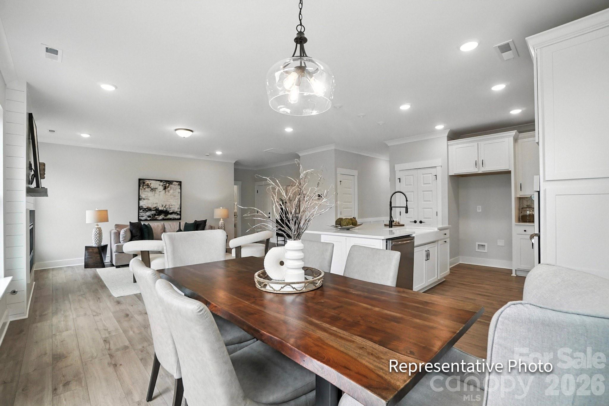 6022 New River Drive Property Photo 17