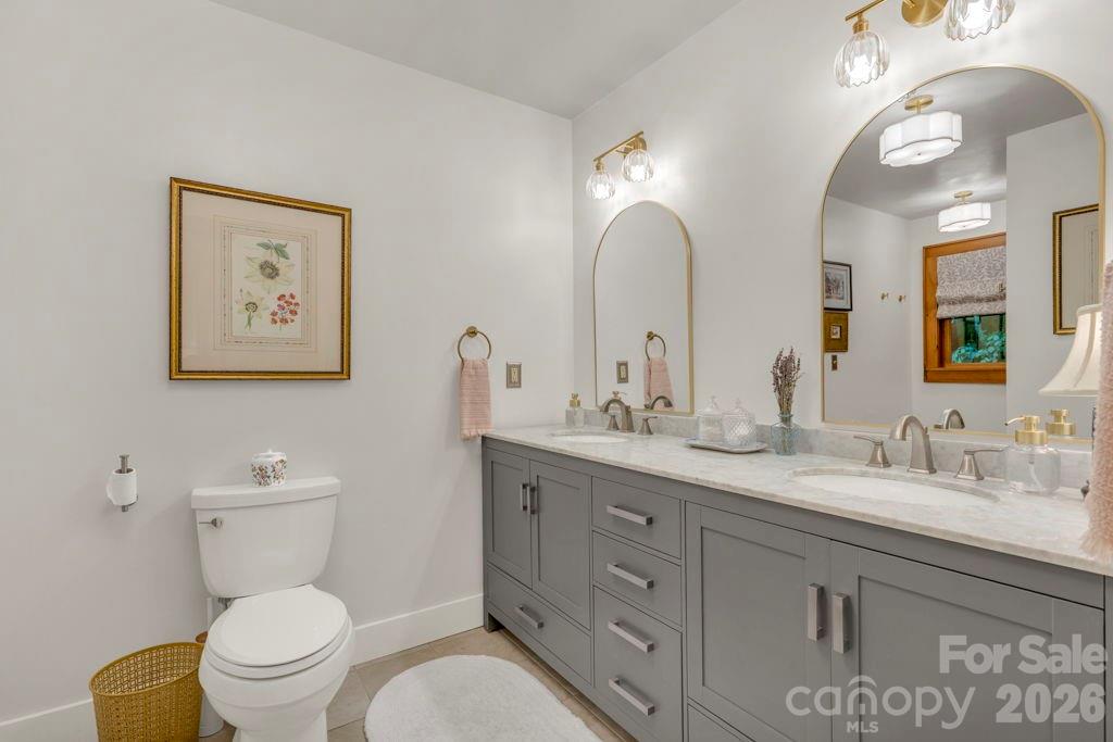 165 Leighway Lane 3a Property Photo 18