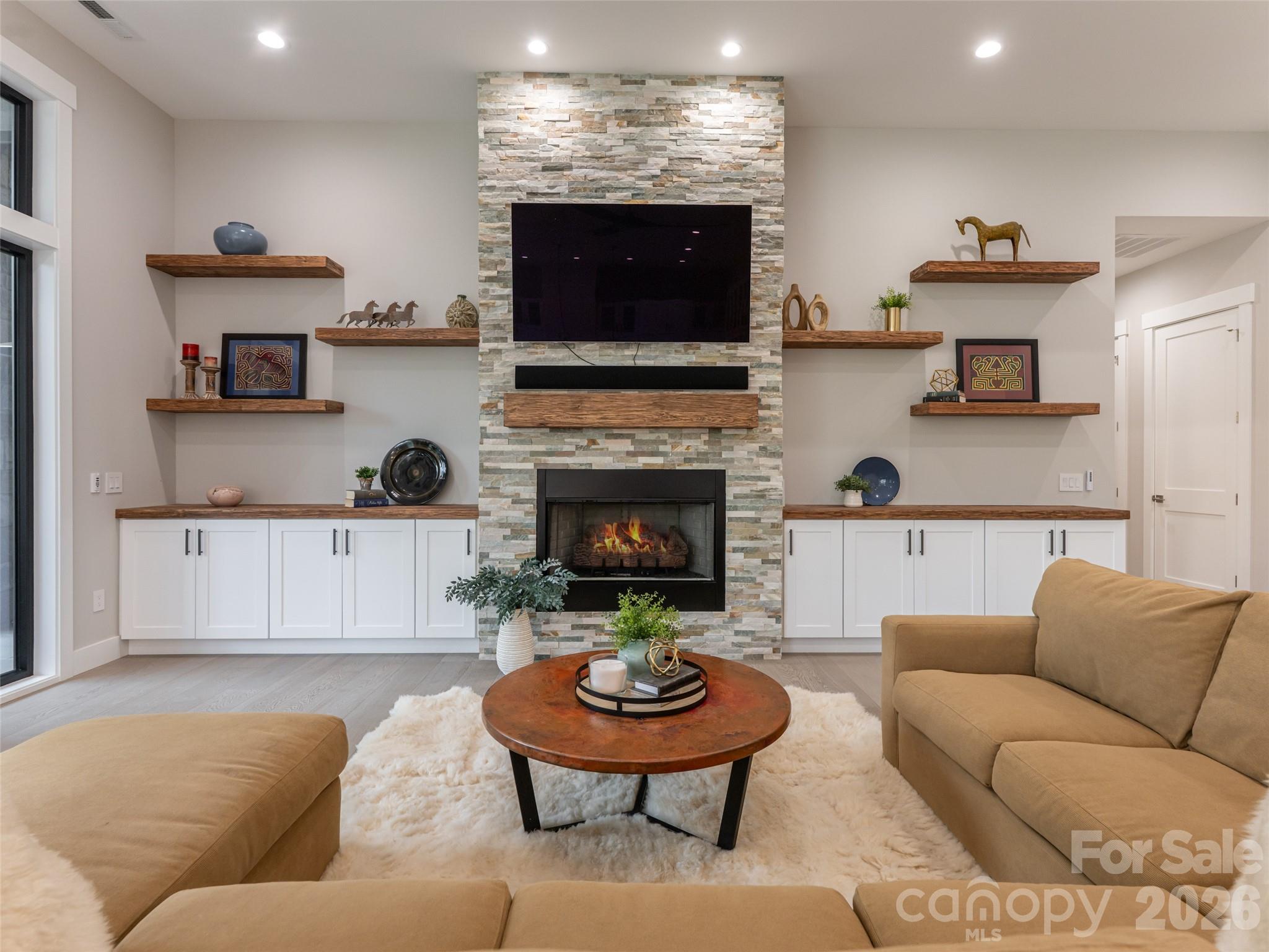422 Ascension Valley Property Photo 6