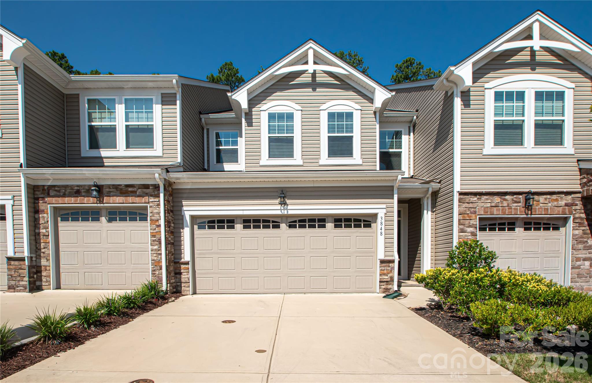 3848 Amalia Place Property Photo 1