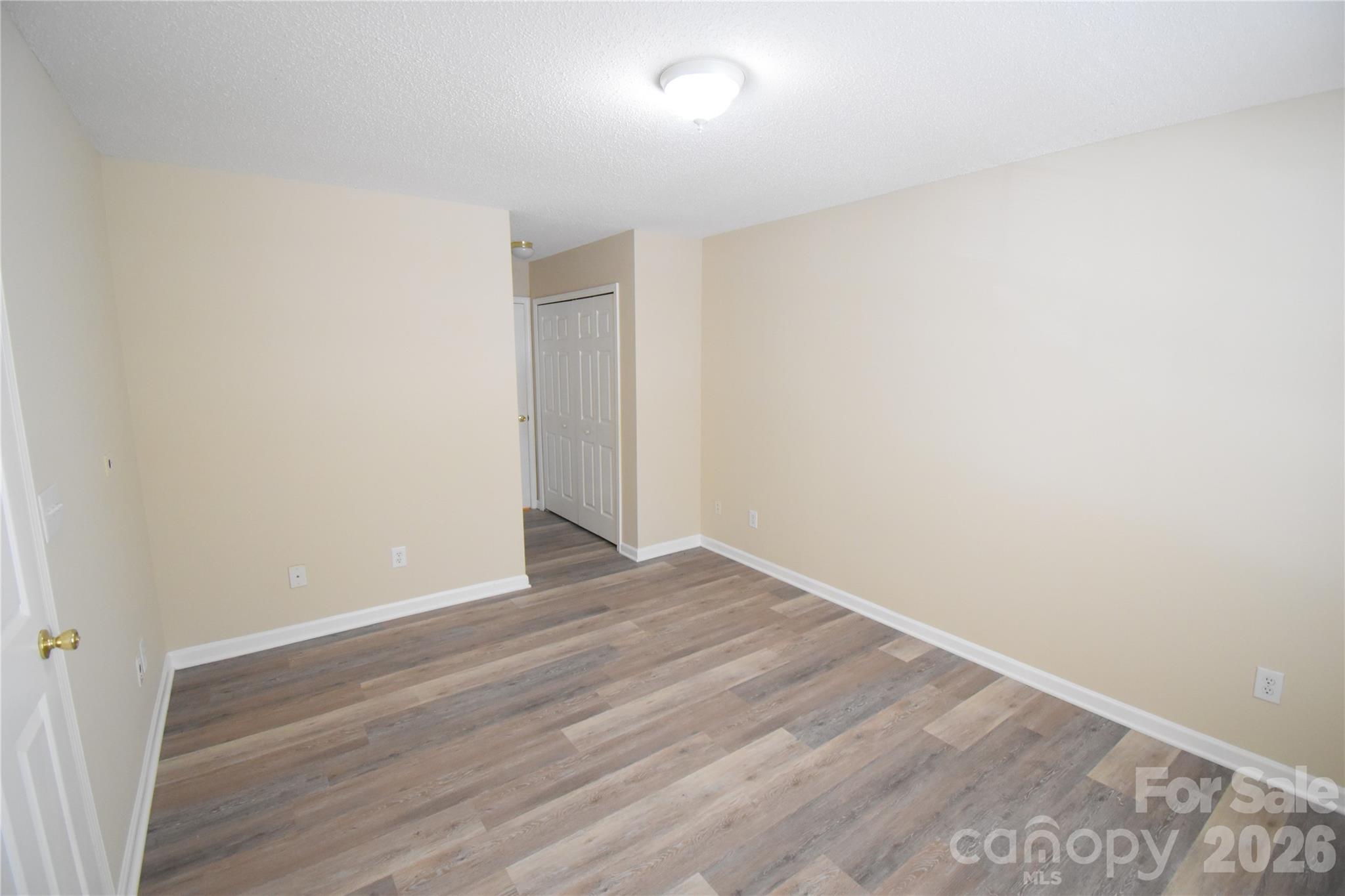 1814 Birch Heights Court Property Photo 8