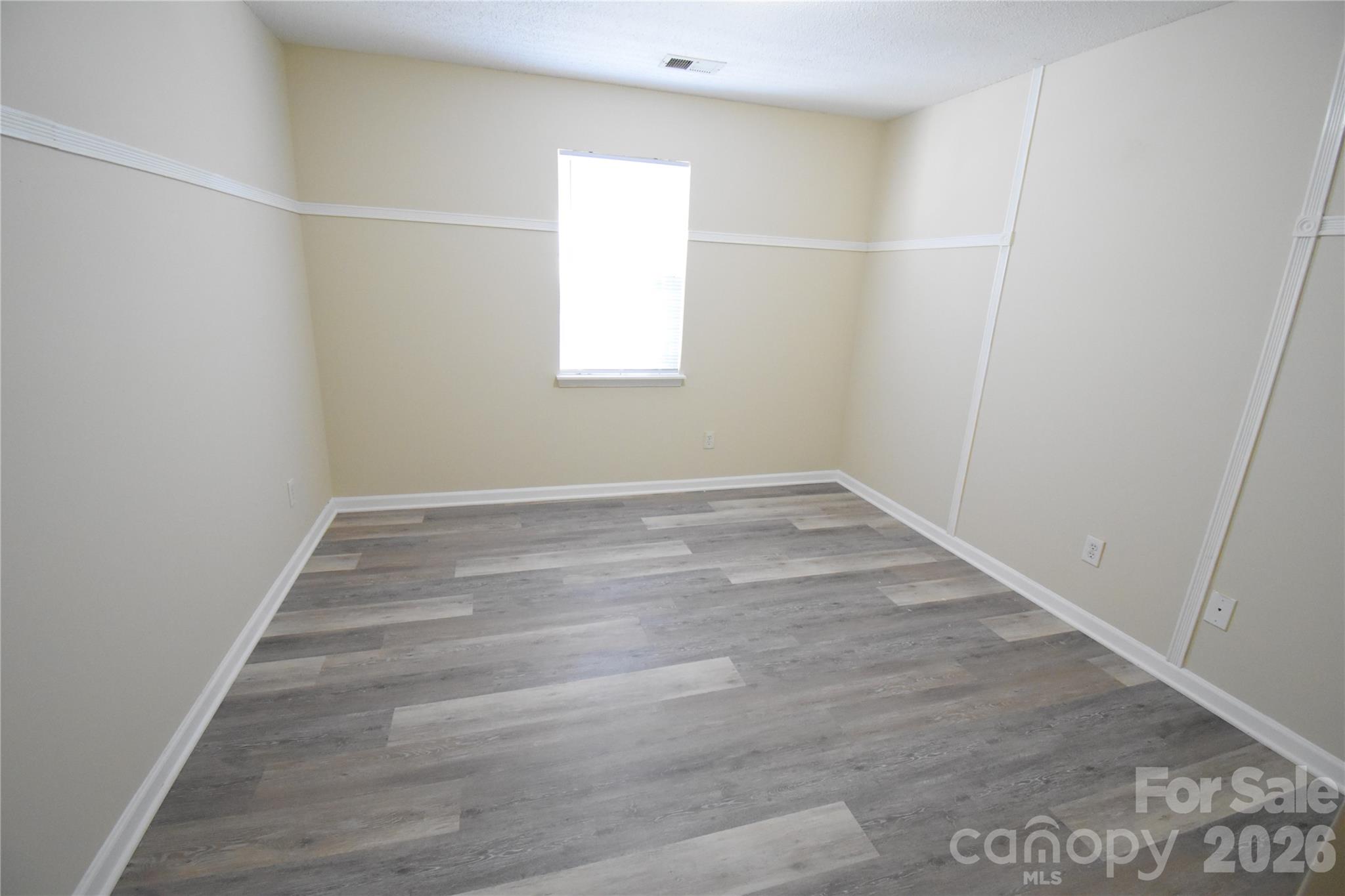 1814 Birch Heights Court Property Photo 13