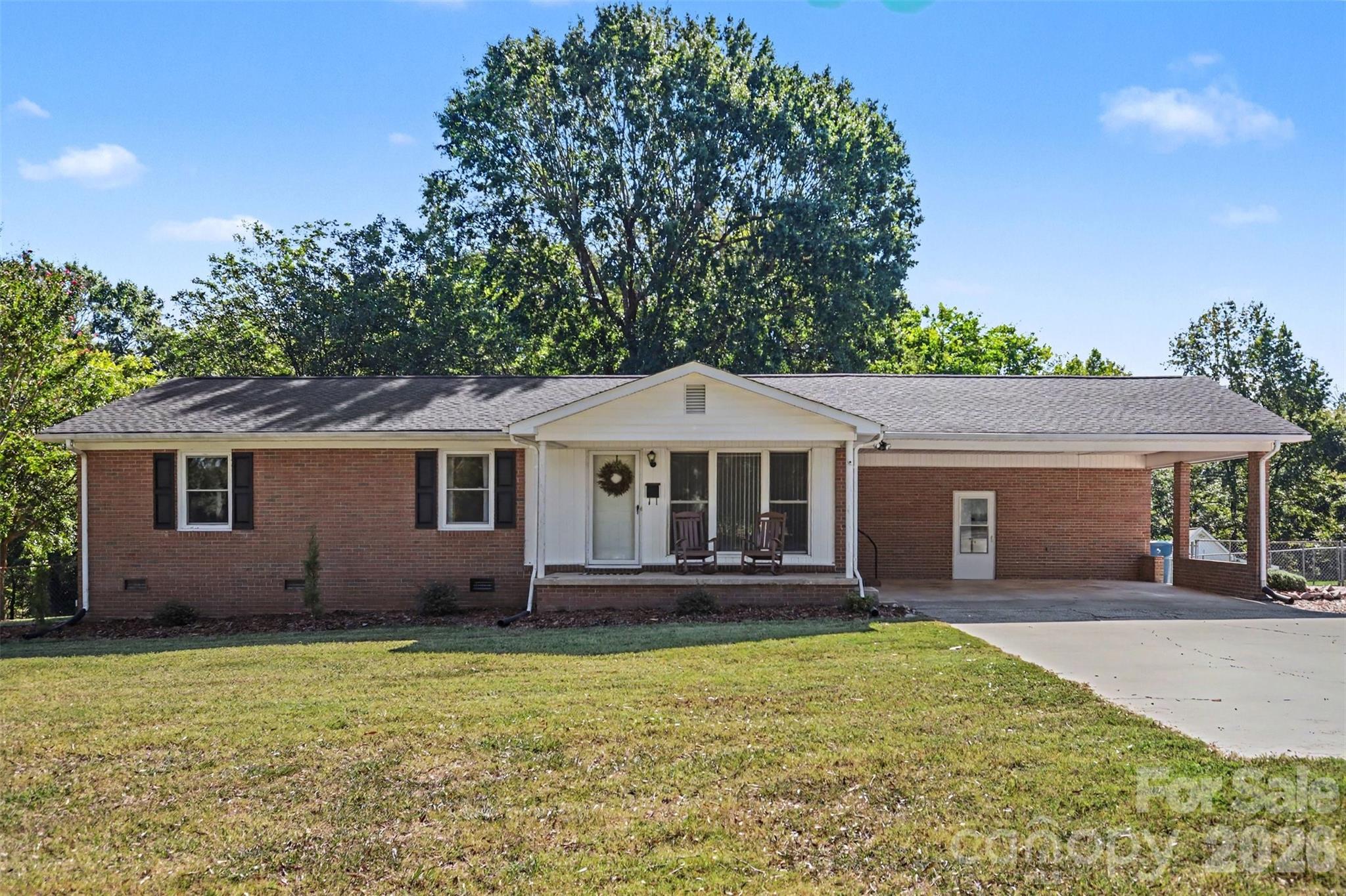 1555 Hess Road Property Photo 1
