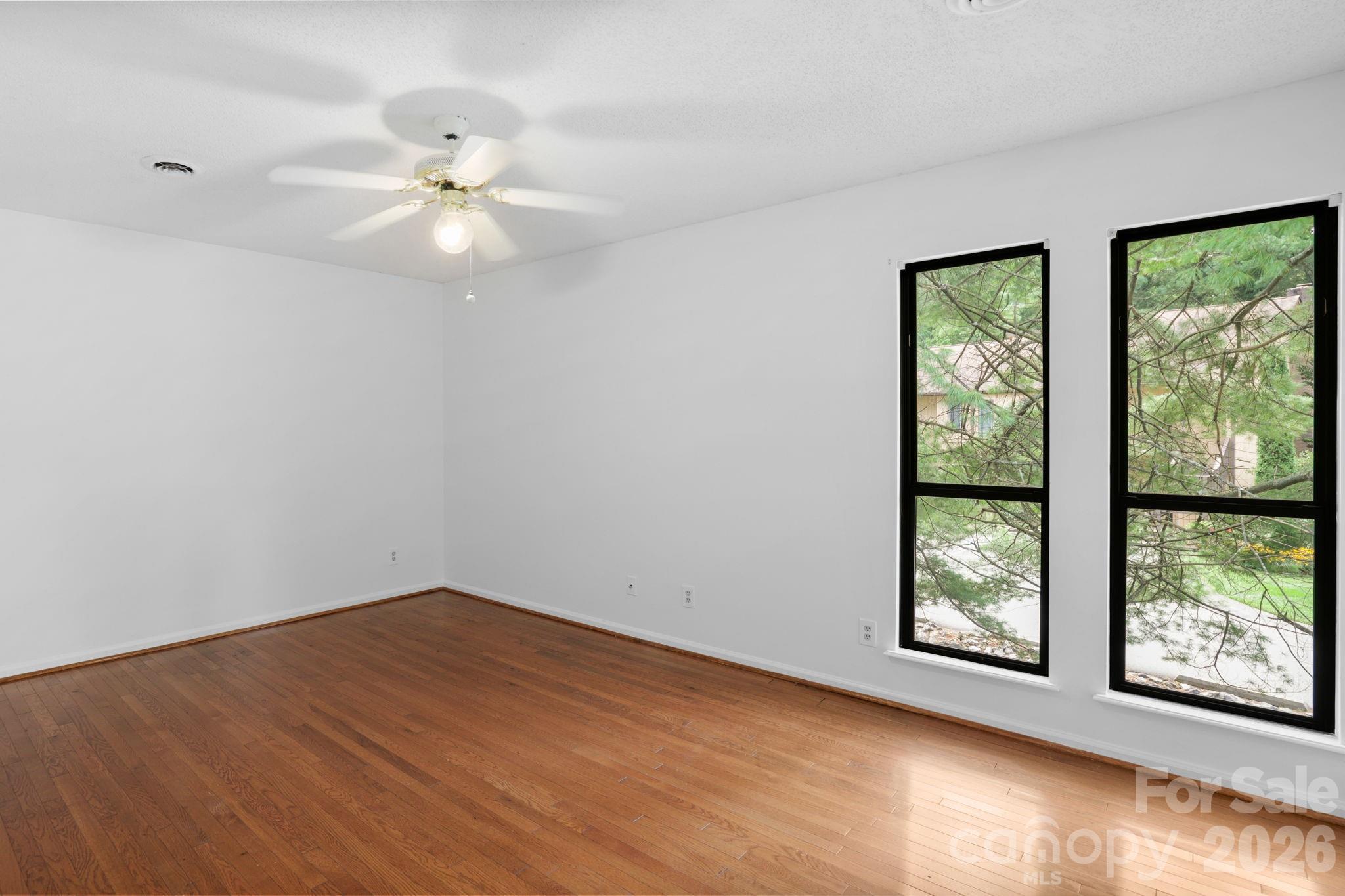 304 Birch Forest Lane Property Photo 19