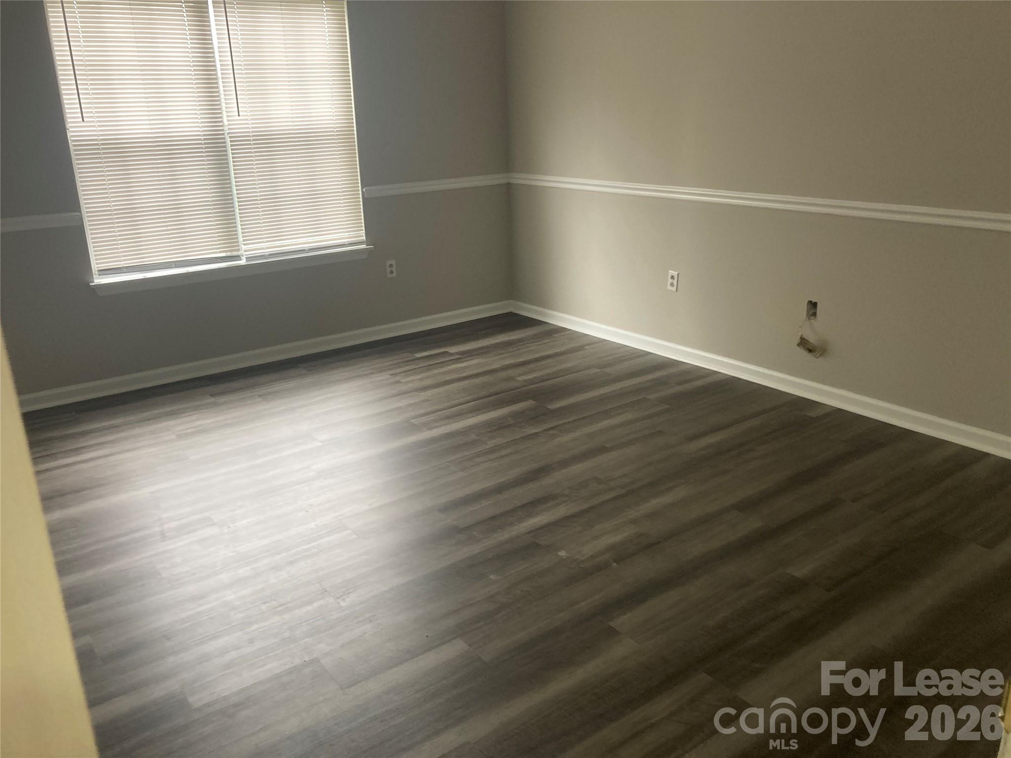 3506 Briarthorne Drive Property Photo 5