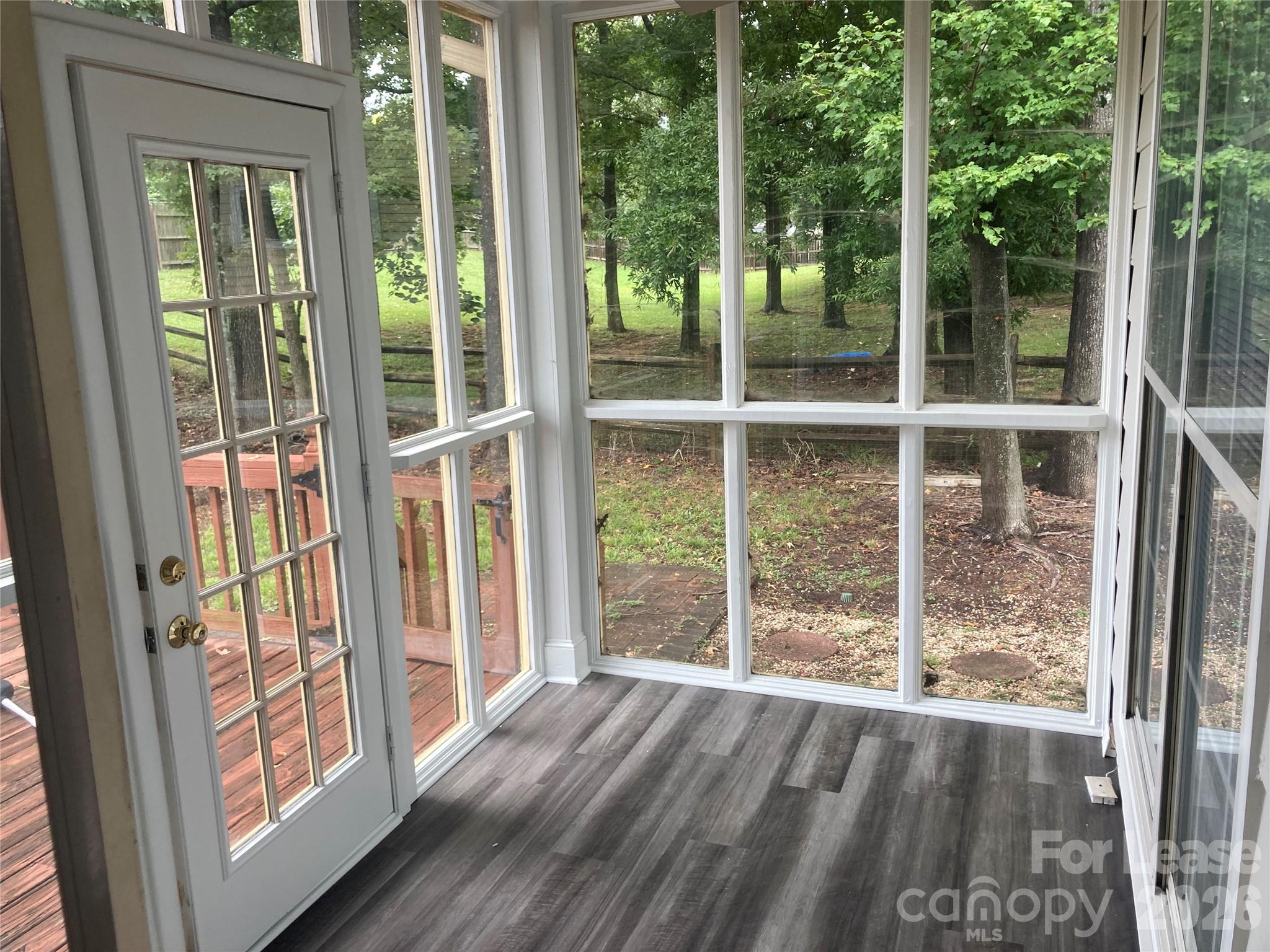 3506 Briarthorne Drive Property Photo 12
