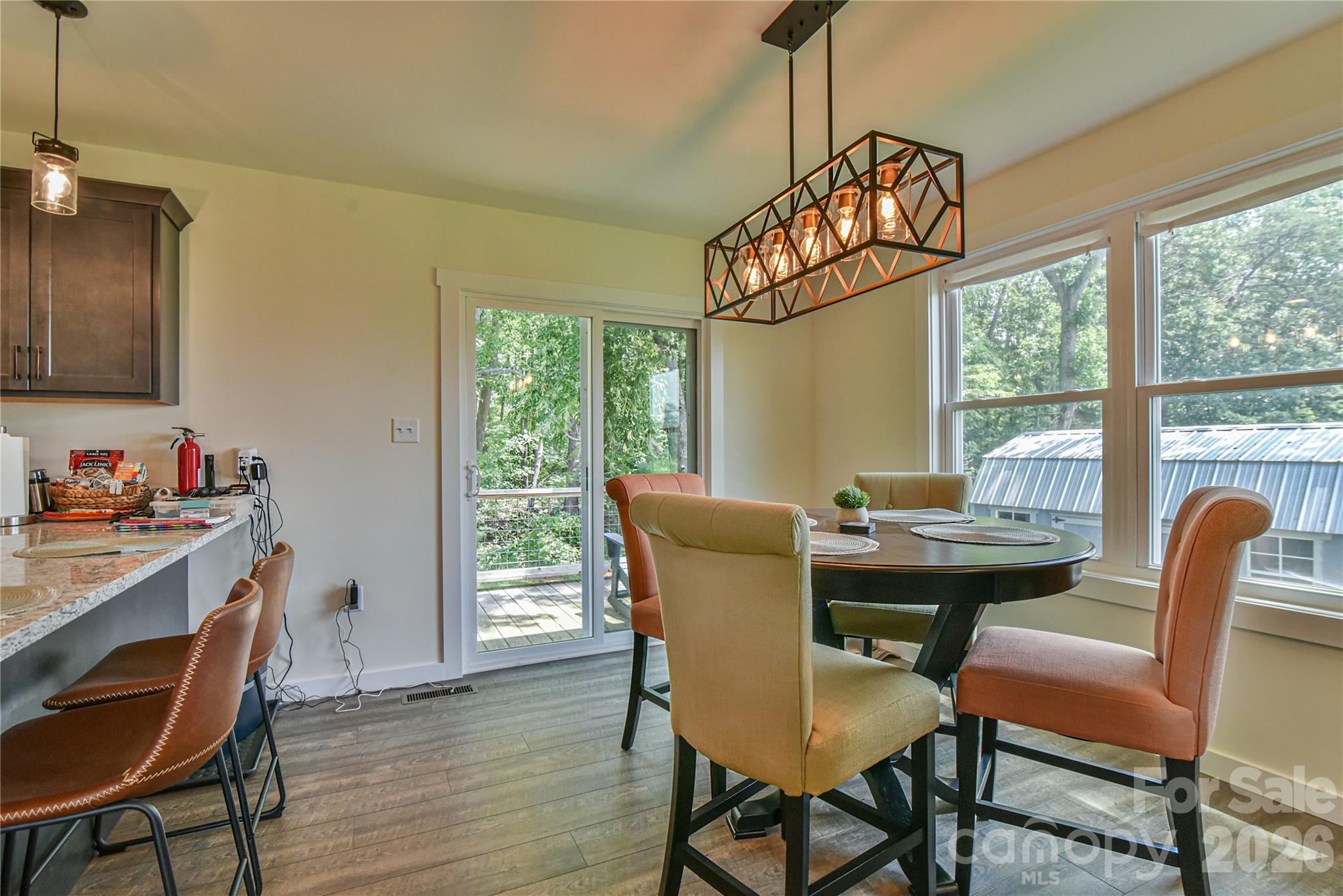33 Ben Lippen Road Property Photo 5