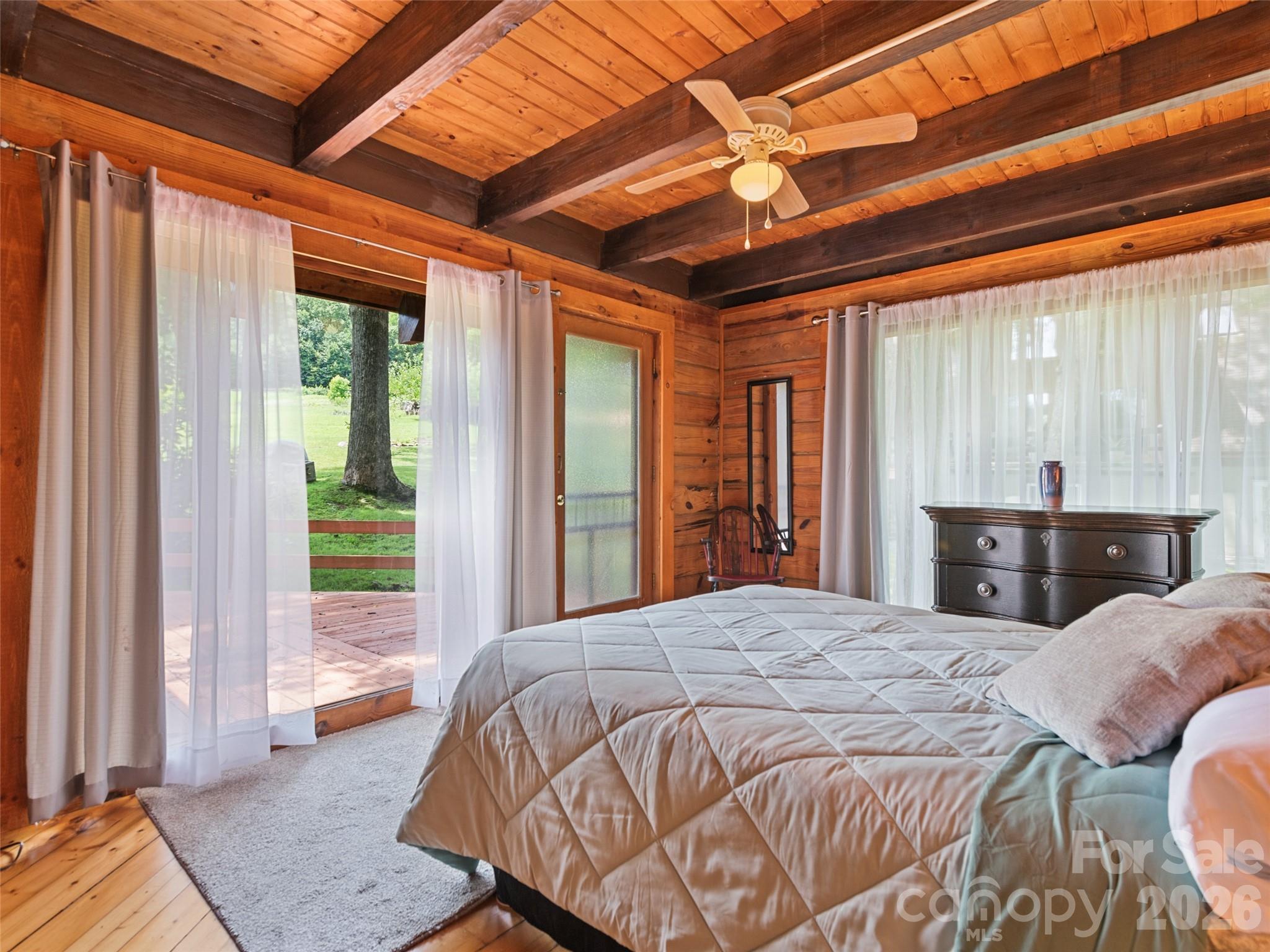 770 Shelton Cove Road Property Photo 11
