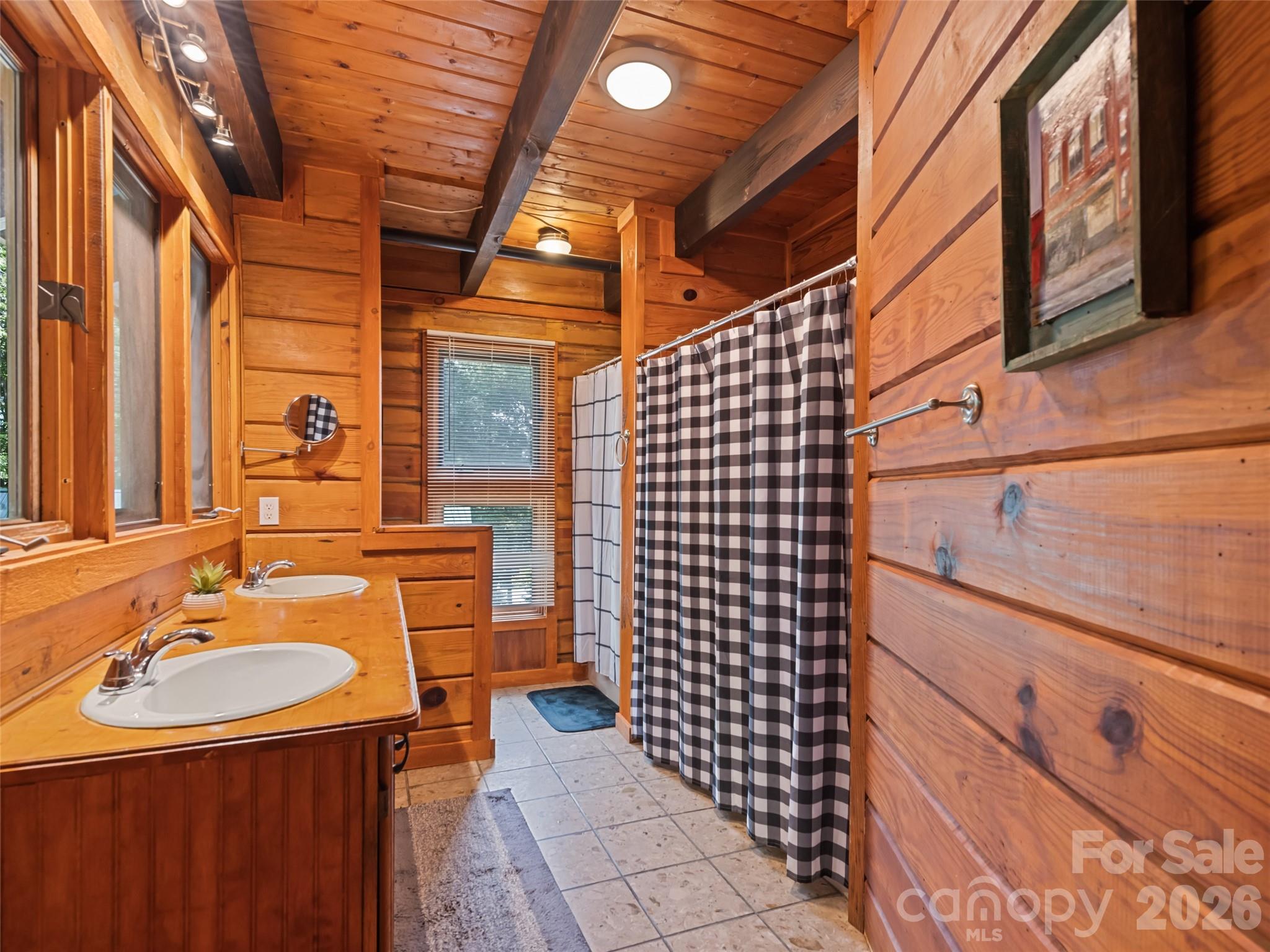 770 Shelton Cove Road Property Photo 12